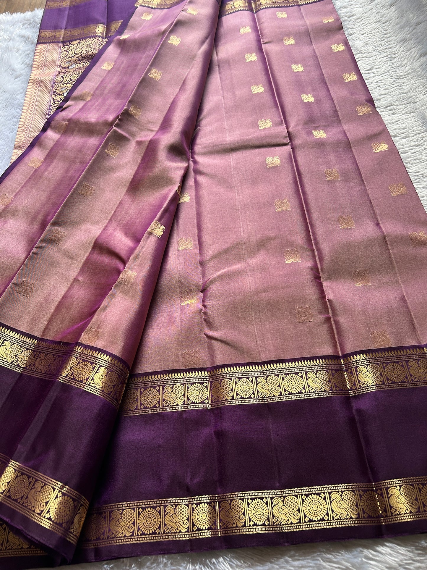 Lakshmi (2D) : onion pink-plum