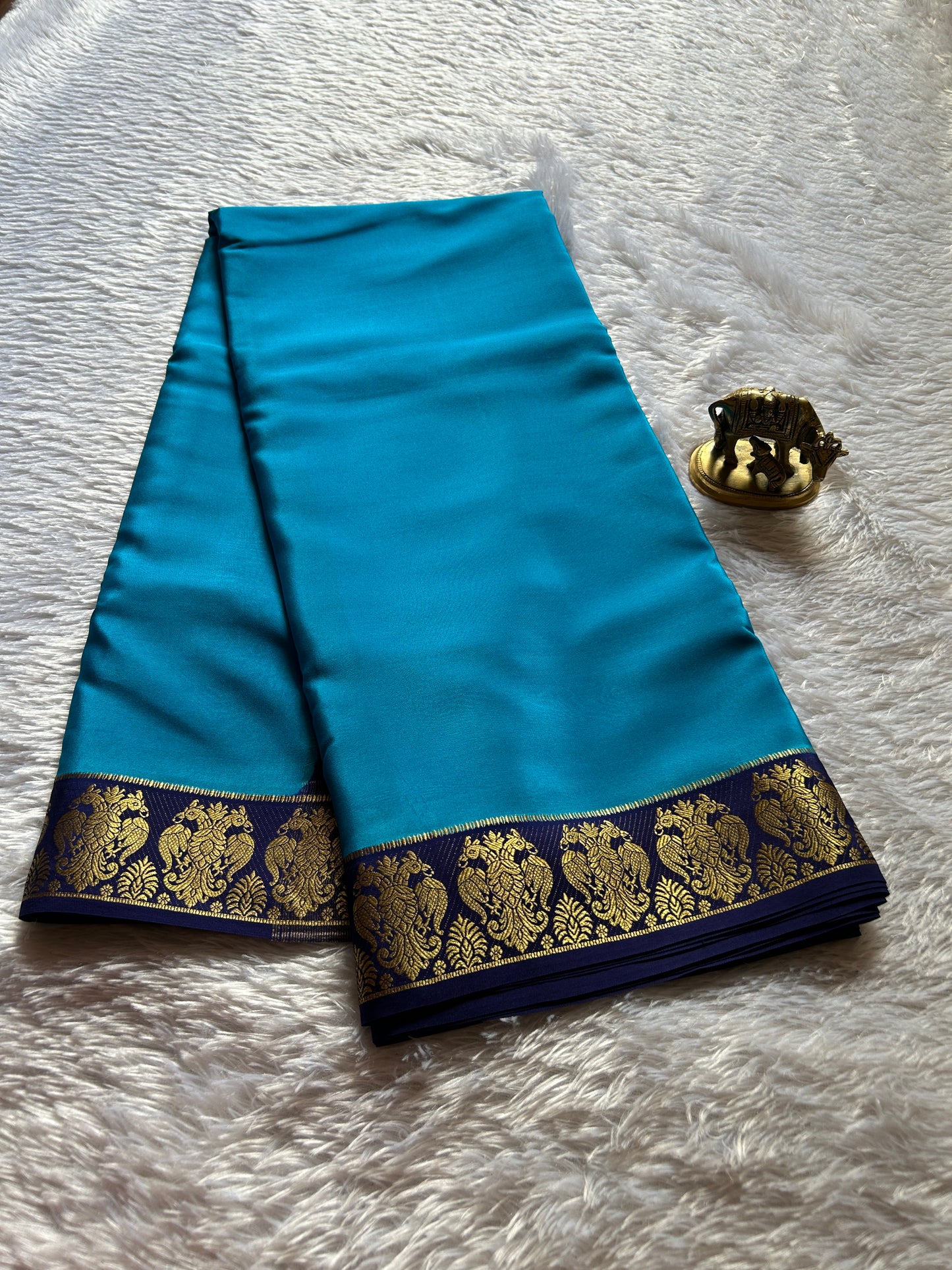 Veera (2D) : Ananda Blue-Dark Blue