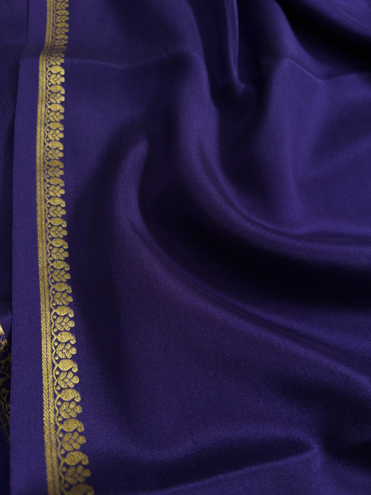 Vandana : Solid Dark blue