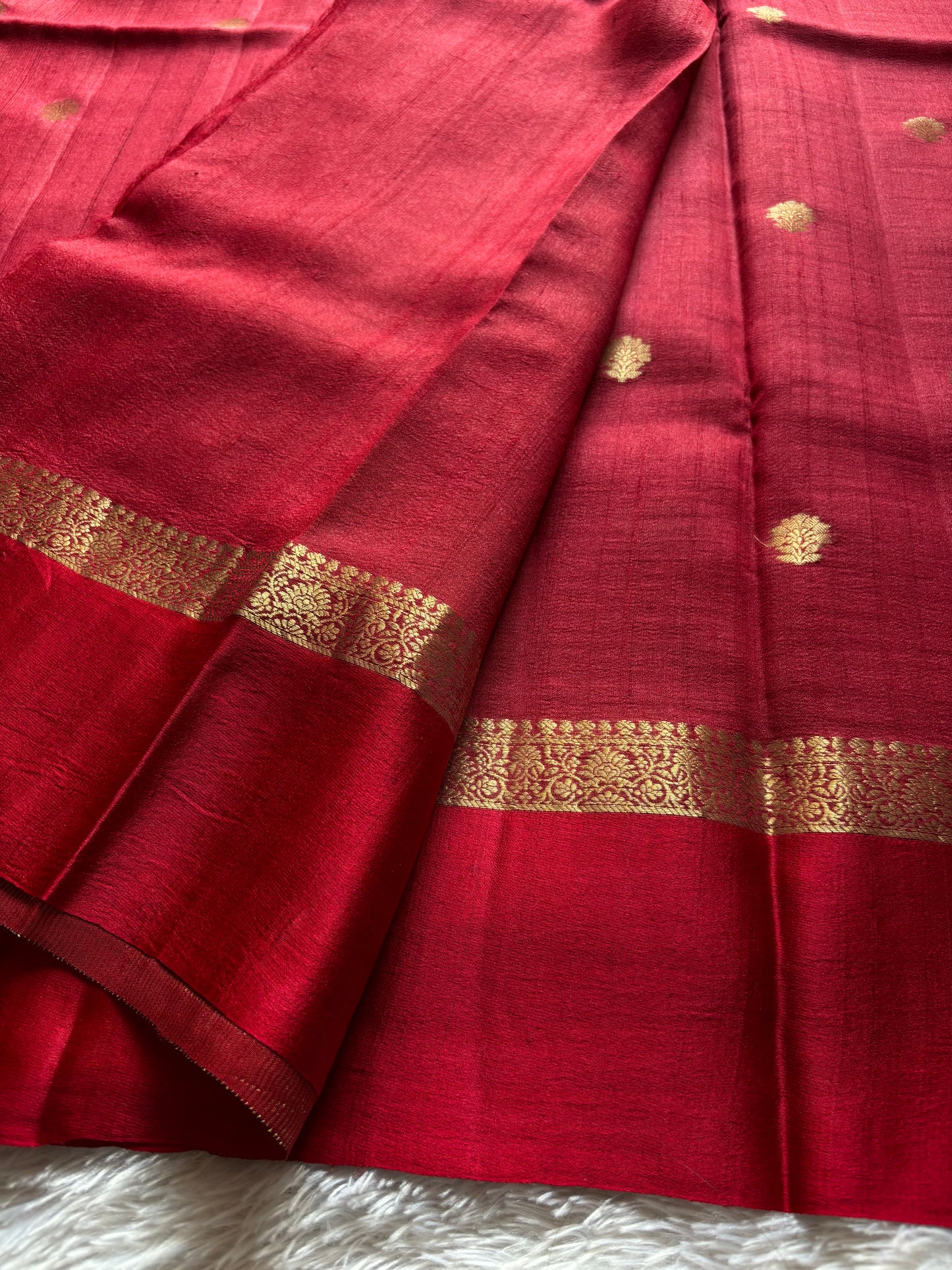 Sapna : Solid Brick red