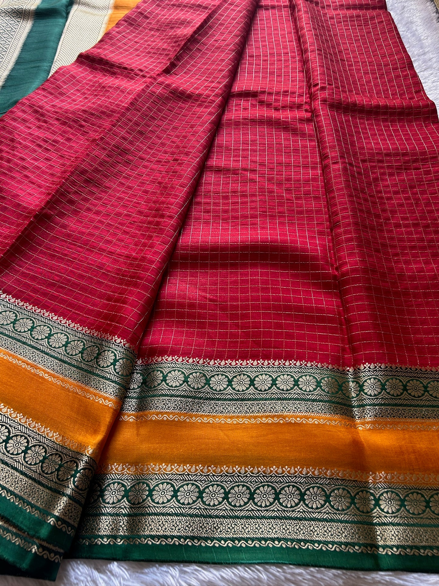 SS105 : Red-orange-green