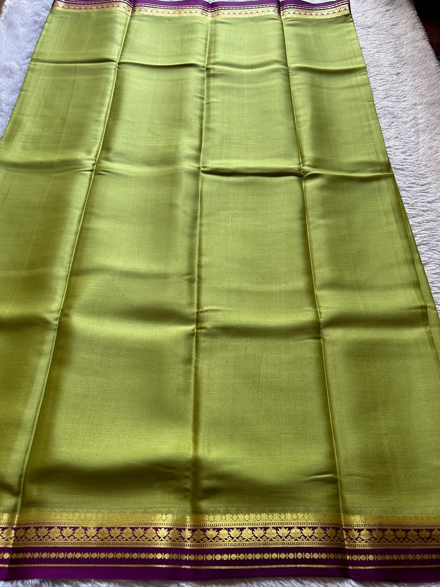 Sushmitha (2D) : pista green-dark magenta