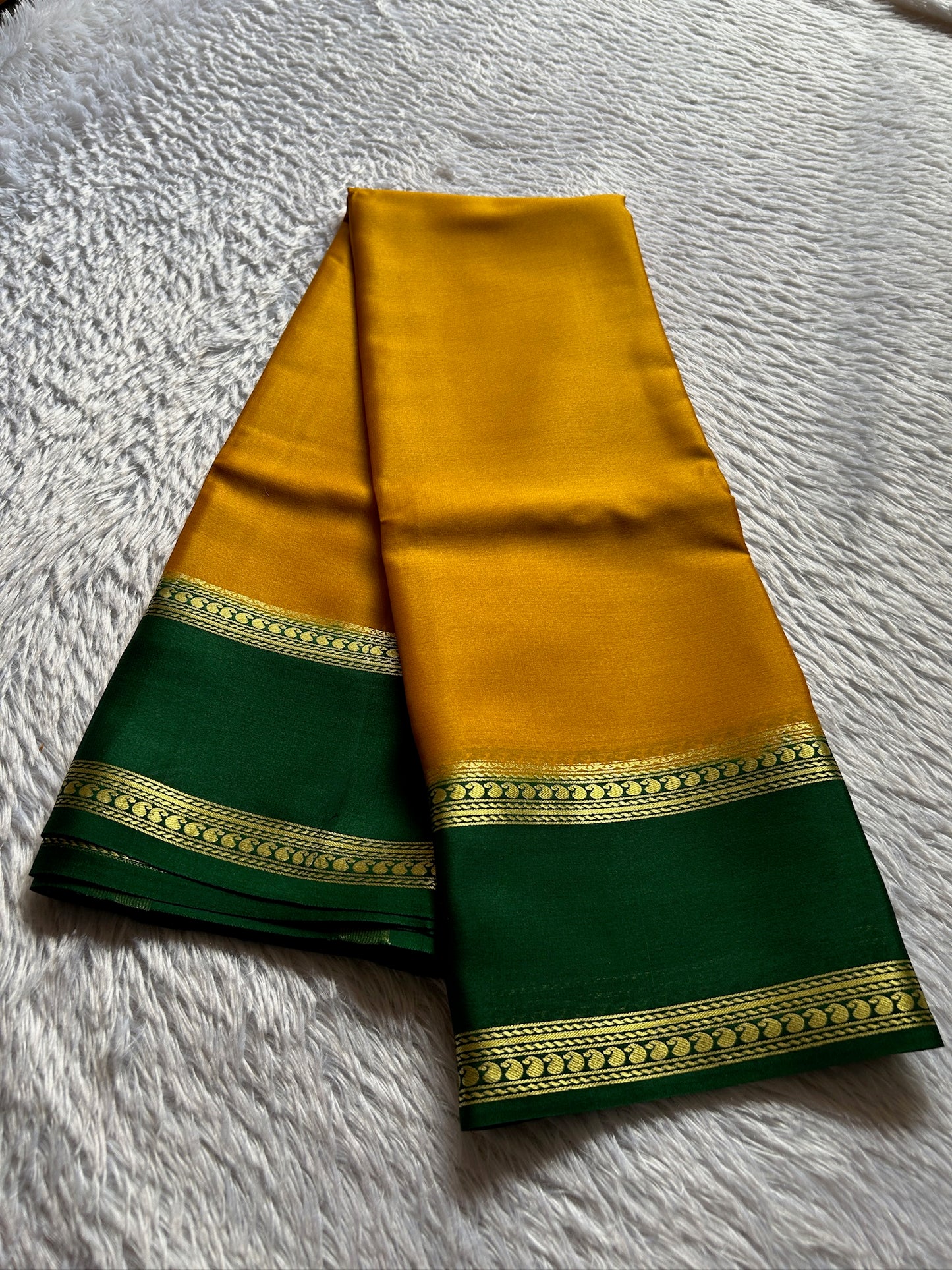 Malathi (2D) : Golden yellow-Bottle green