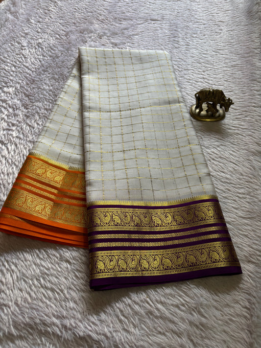 Ganga (3D) : Off white-orange-violet