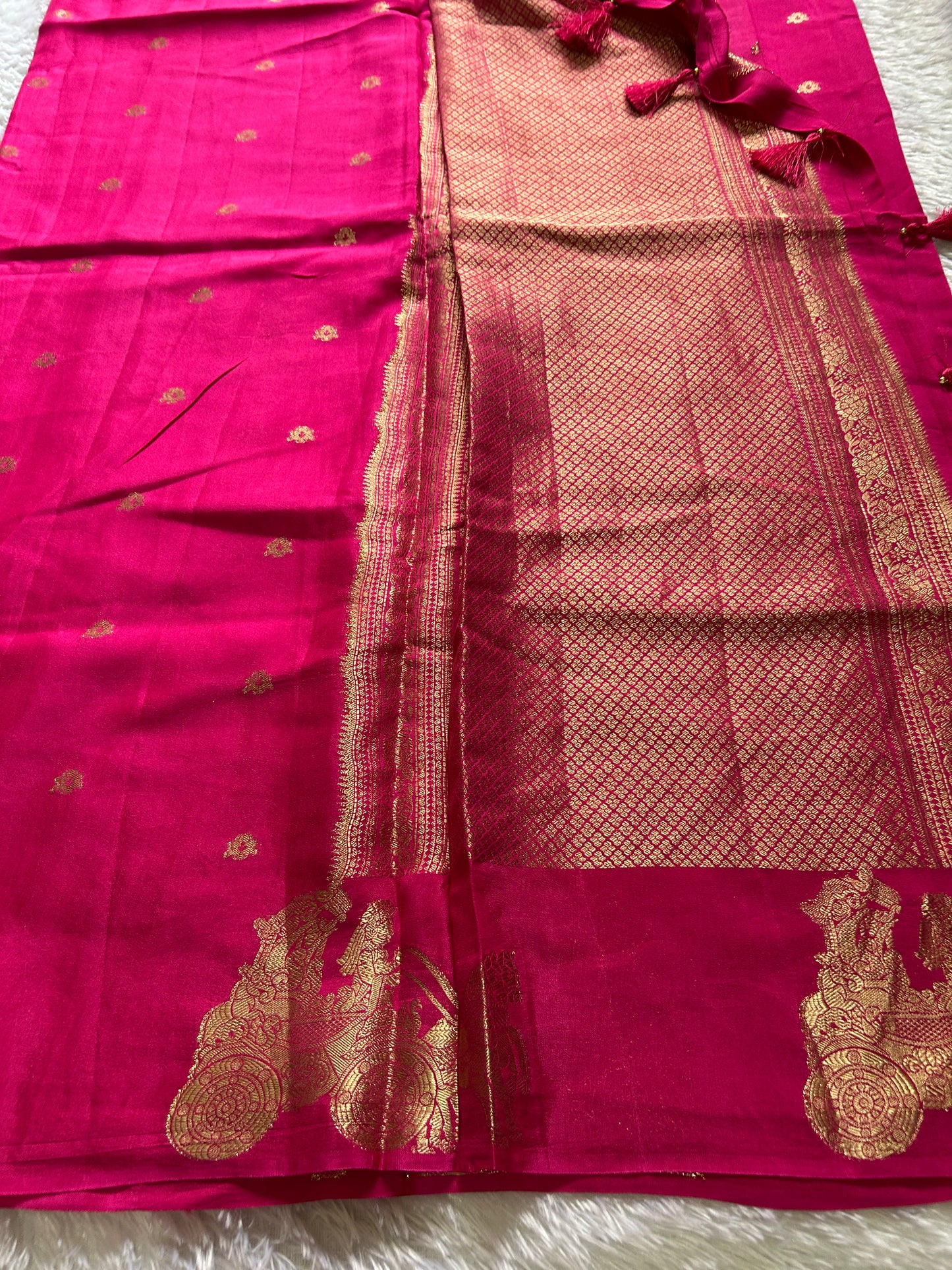 Semi crepe : Hot pink