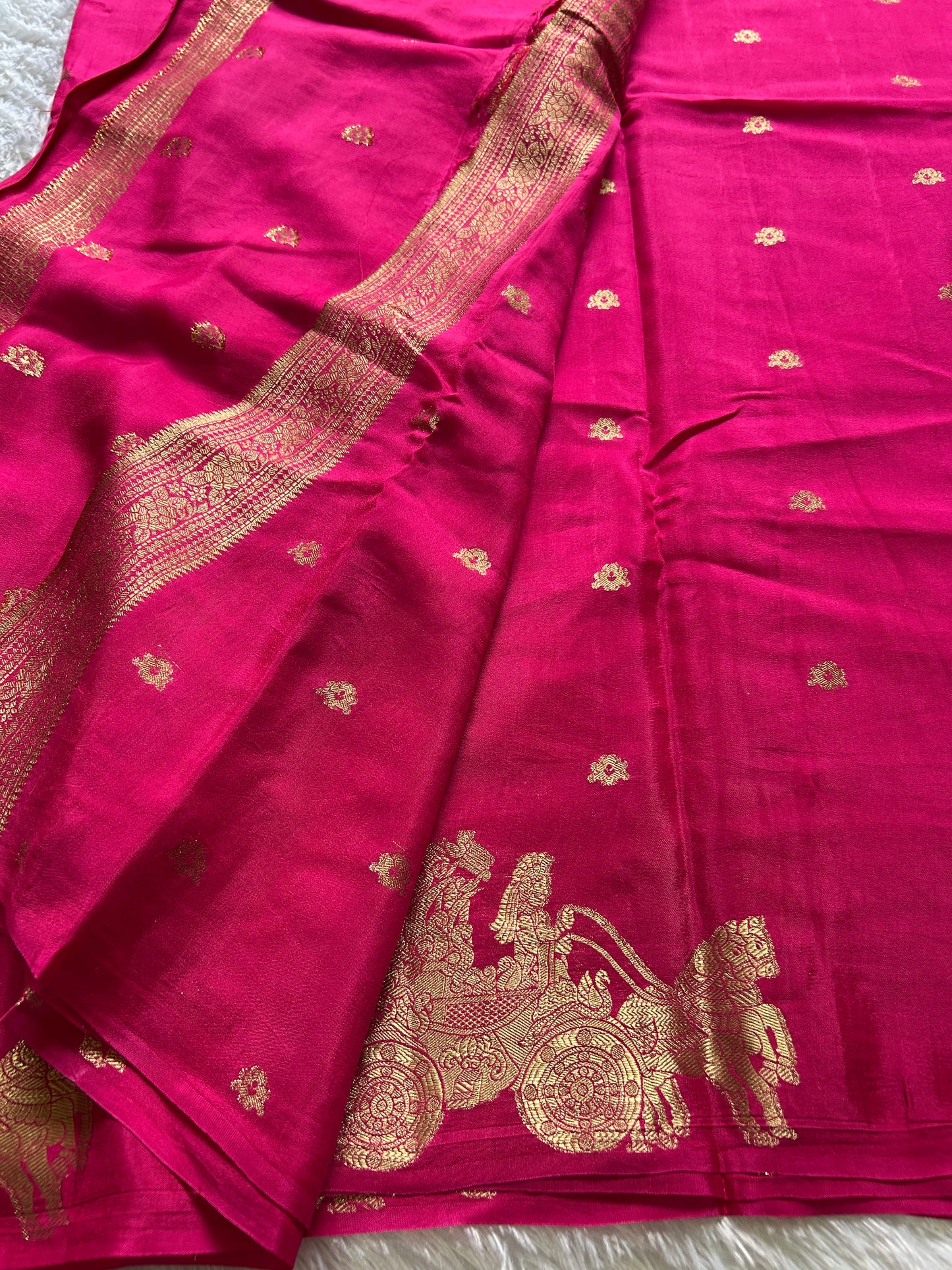 Semi crepe : Hot pink