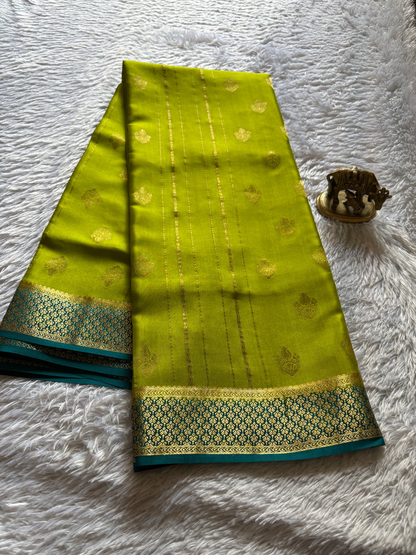 Sangeetha (2D) : Mehendi green-rama green