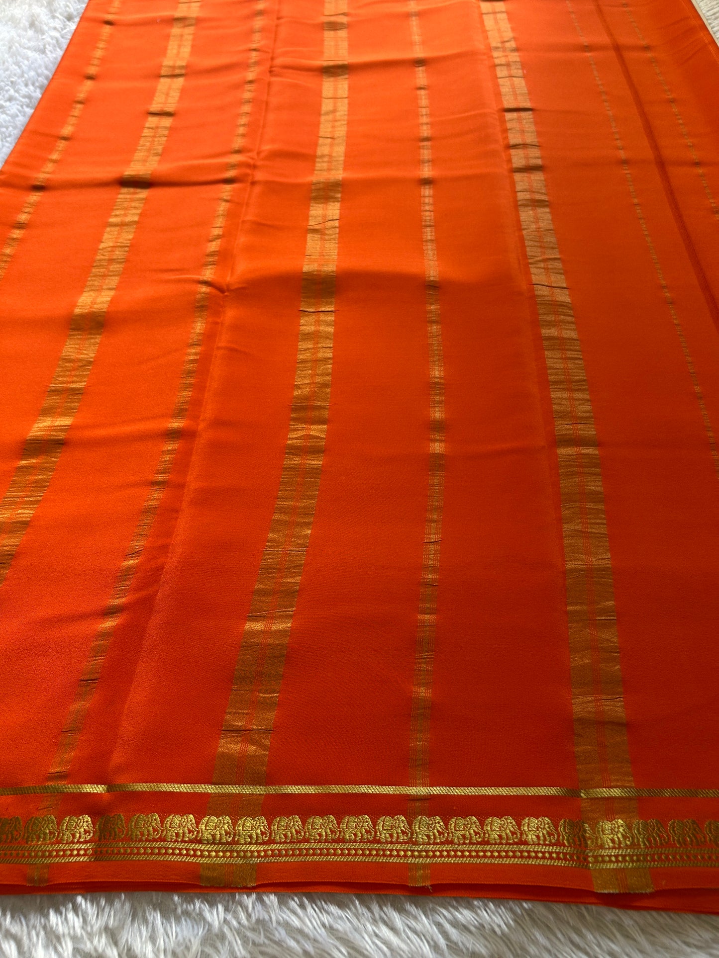 Gamani (2D) : Off white-orange