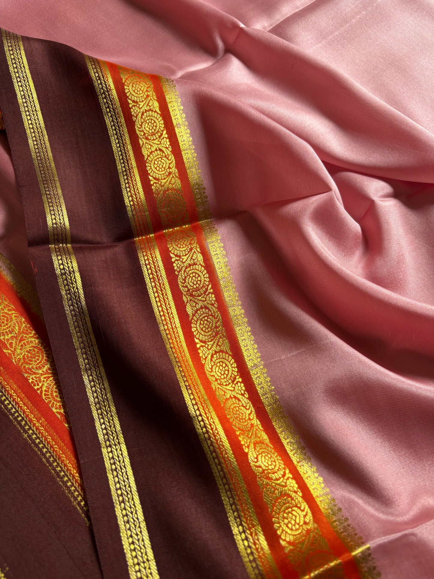 Tara (3D) : Pastel pink-orange-chocolate brown