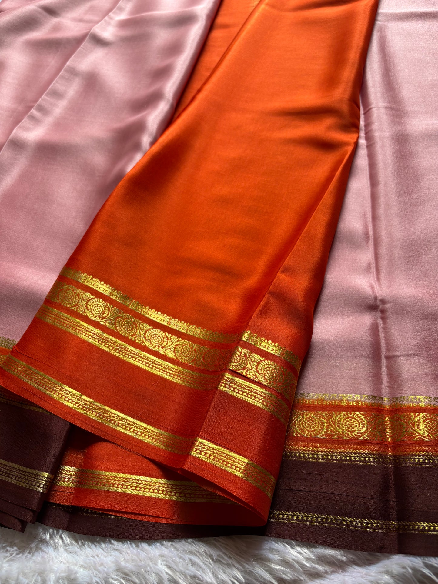 Tara (3D) : Pastel pink-orange-chocolate brown