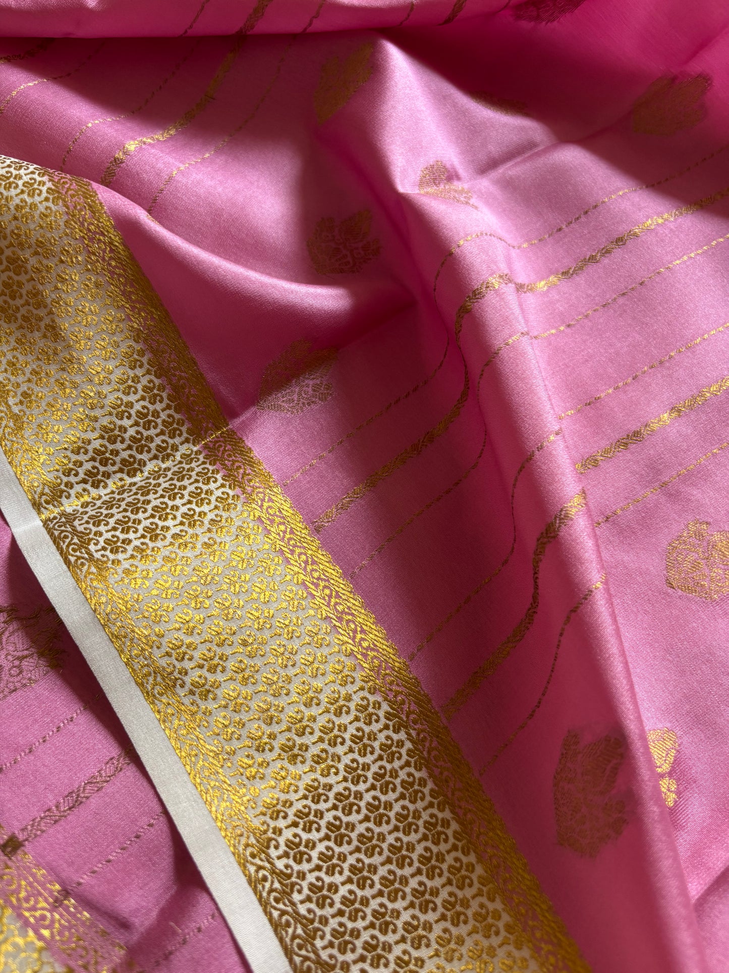Sangeetha (2D) : Baby pink-off white