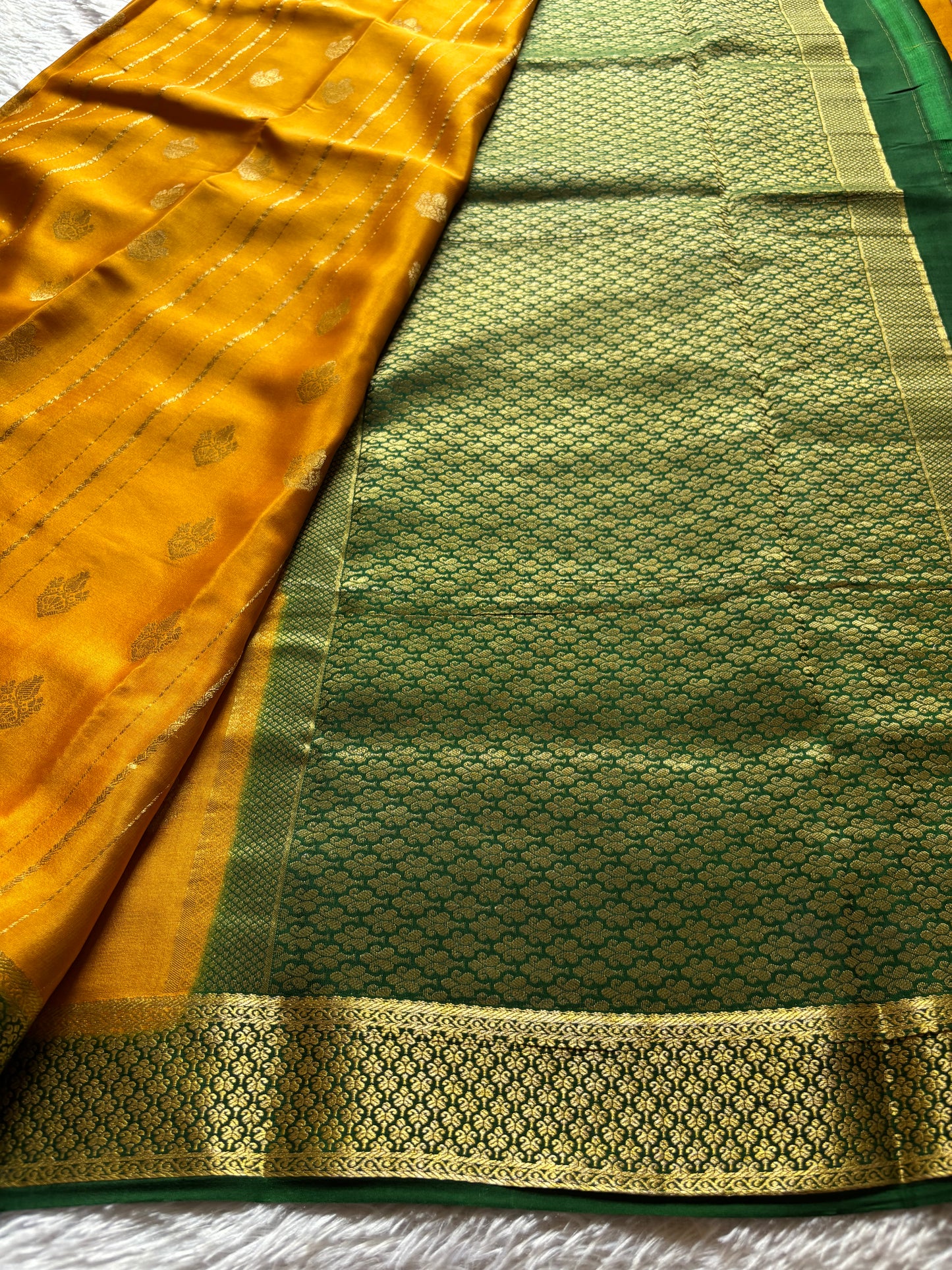 Sangeetha (2D) : Golden yellow-green