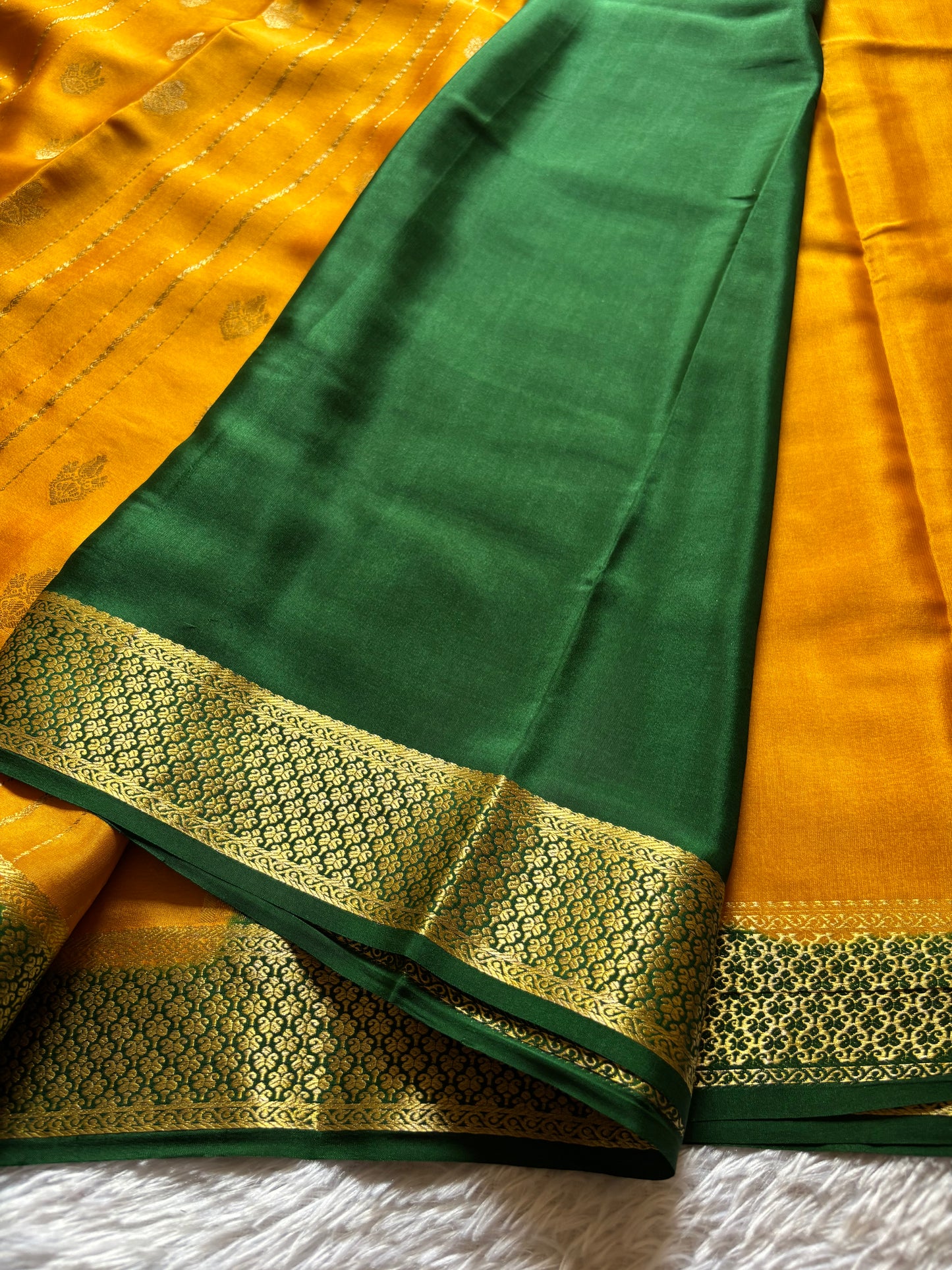 Sangeetha (2D) : Golden yellow-green