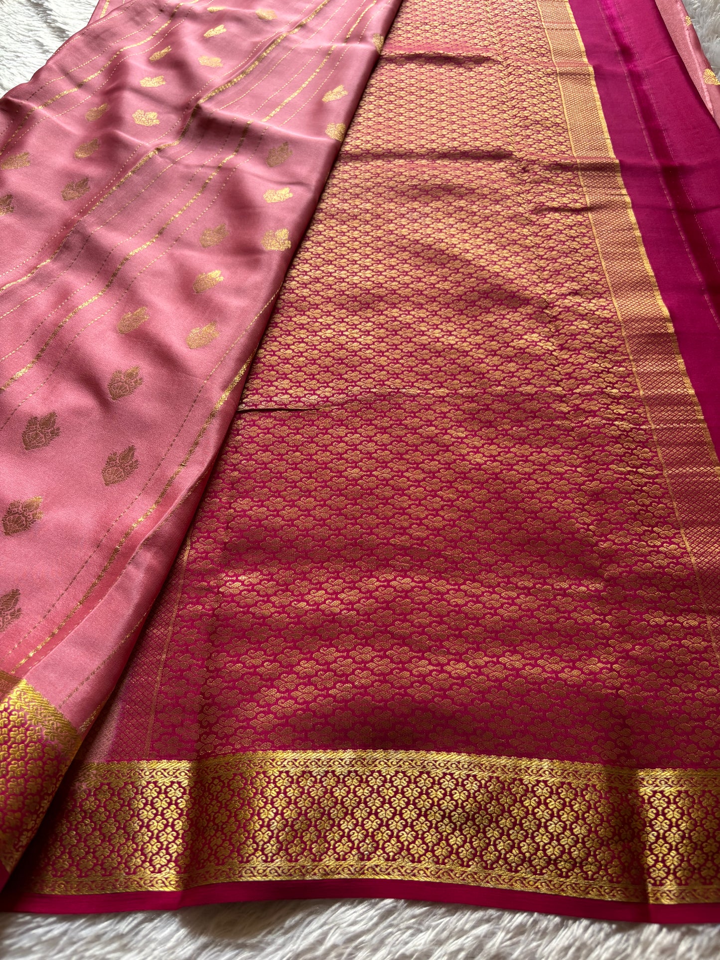 Sangeetha (2D) : Petal pink-dark pink