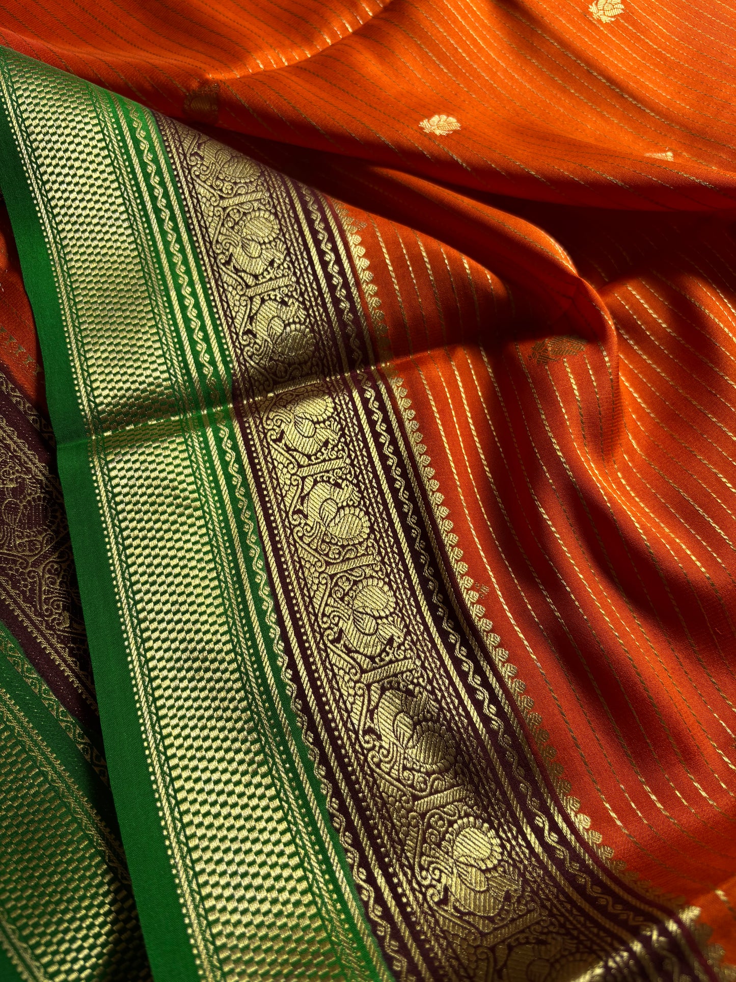 Amulya (3D) : Orange-maroon-green