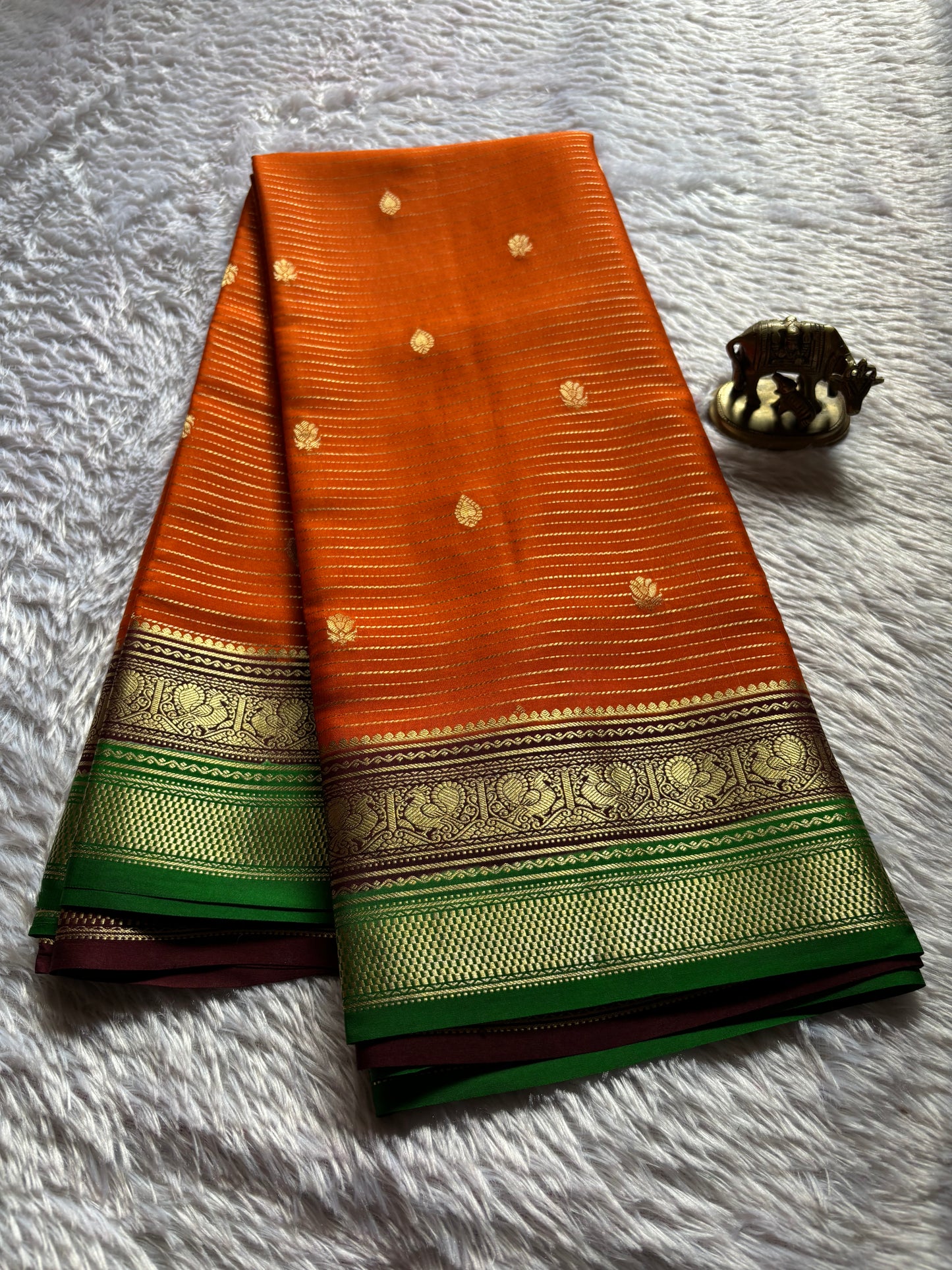 Amulya (3D) : Orange-maroon-green