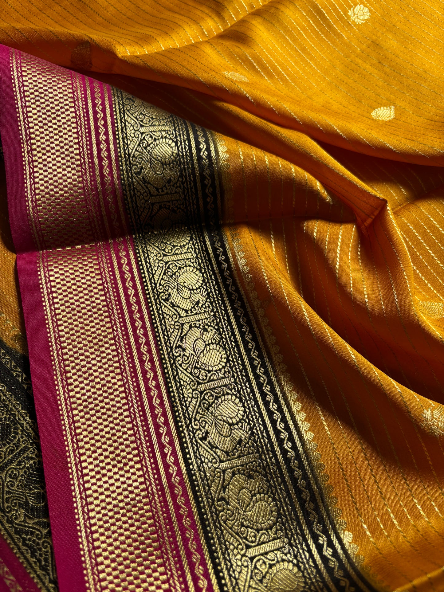 Amulya (3D) : Golden yellow-black-dark pink