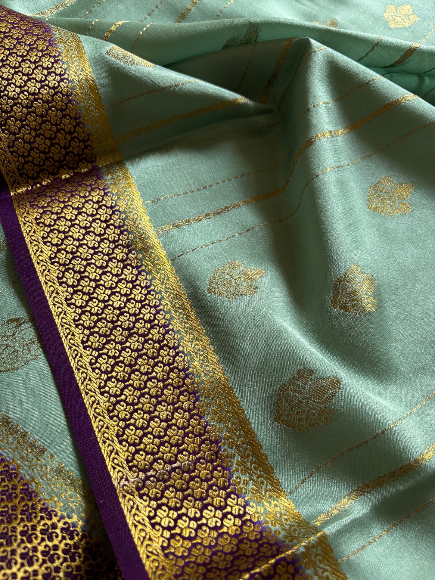 Sangeetha (2D) : Pastel mint blue-purple