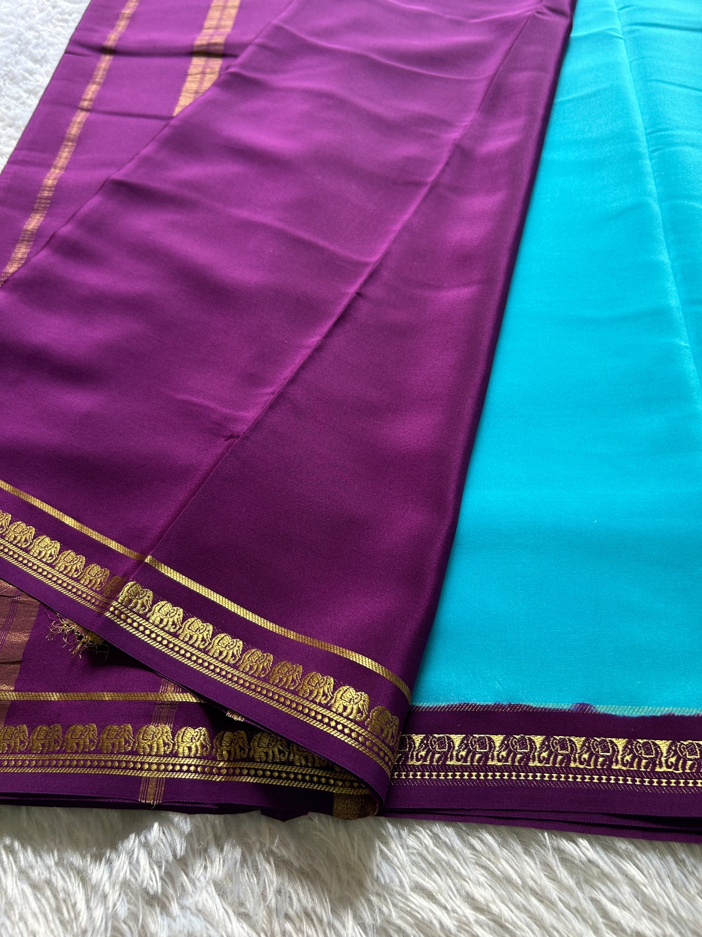 Gamani (2D) : Sky blue-dark magenta