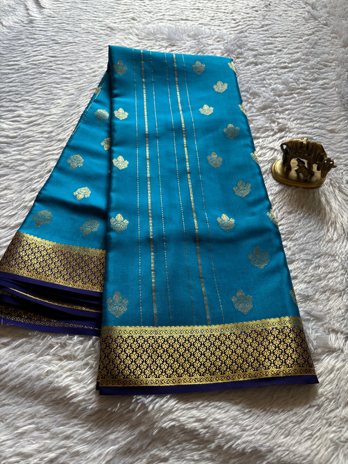 Sangeetha (2D) : Ananda blue-navy blue