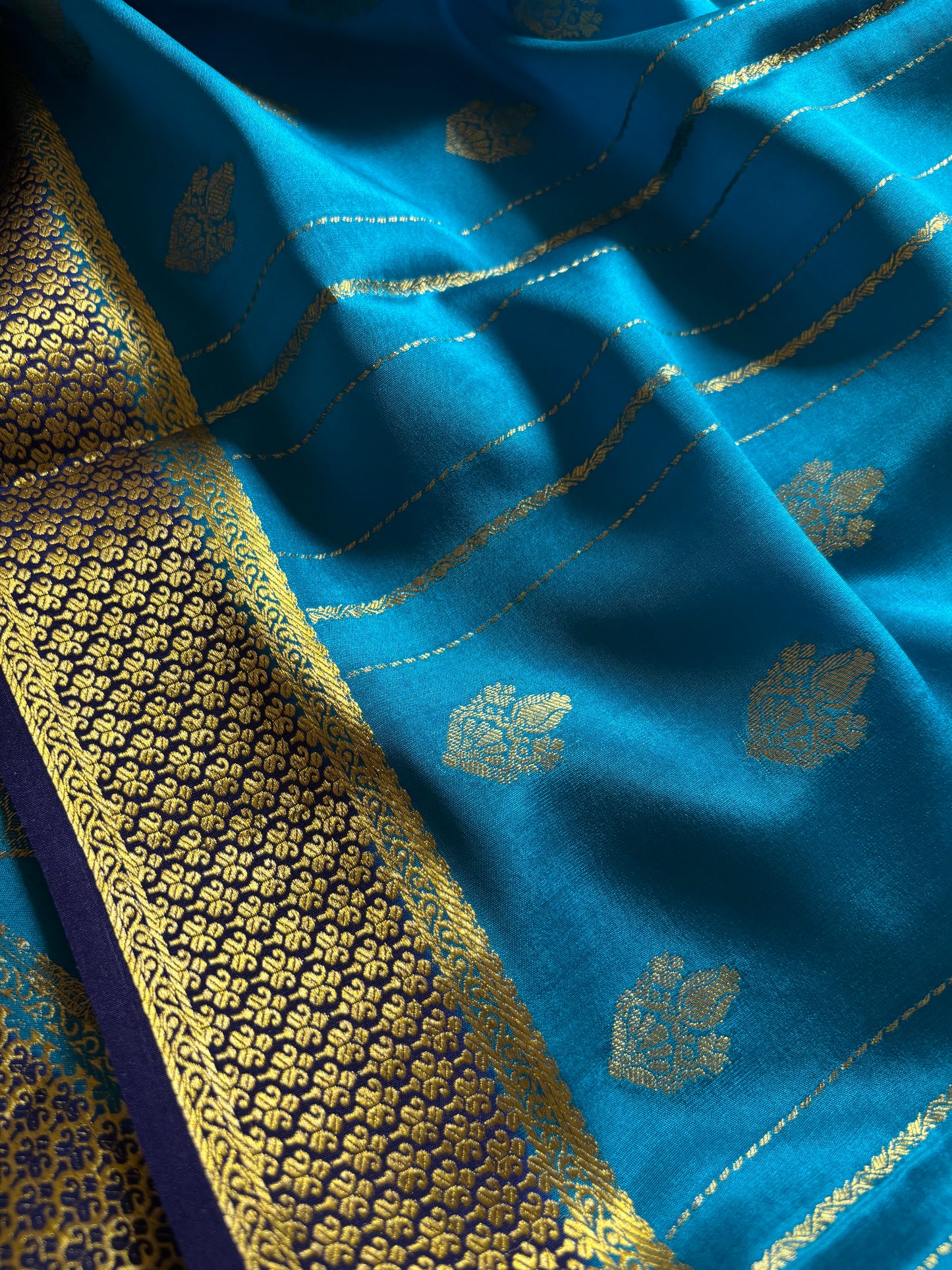 Sangeetha (2D) : Ananda blue-navy blue
