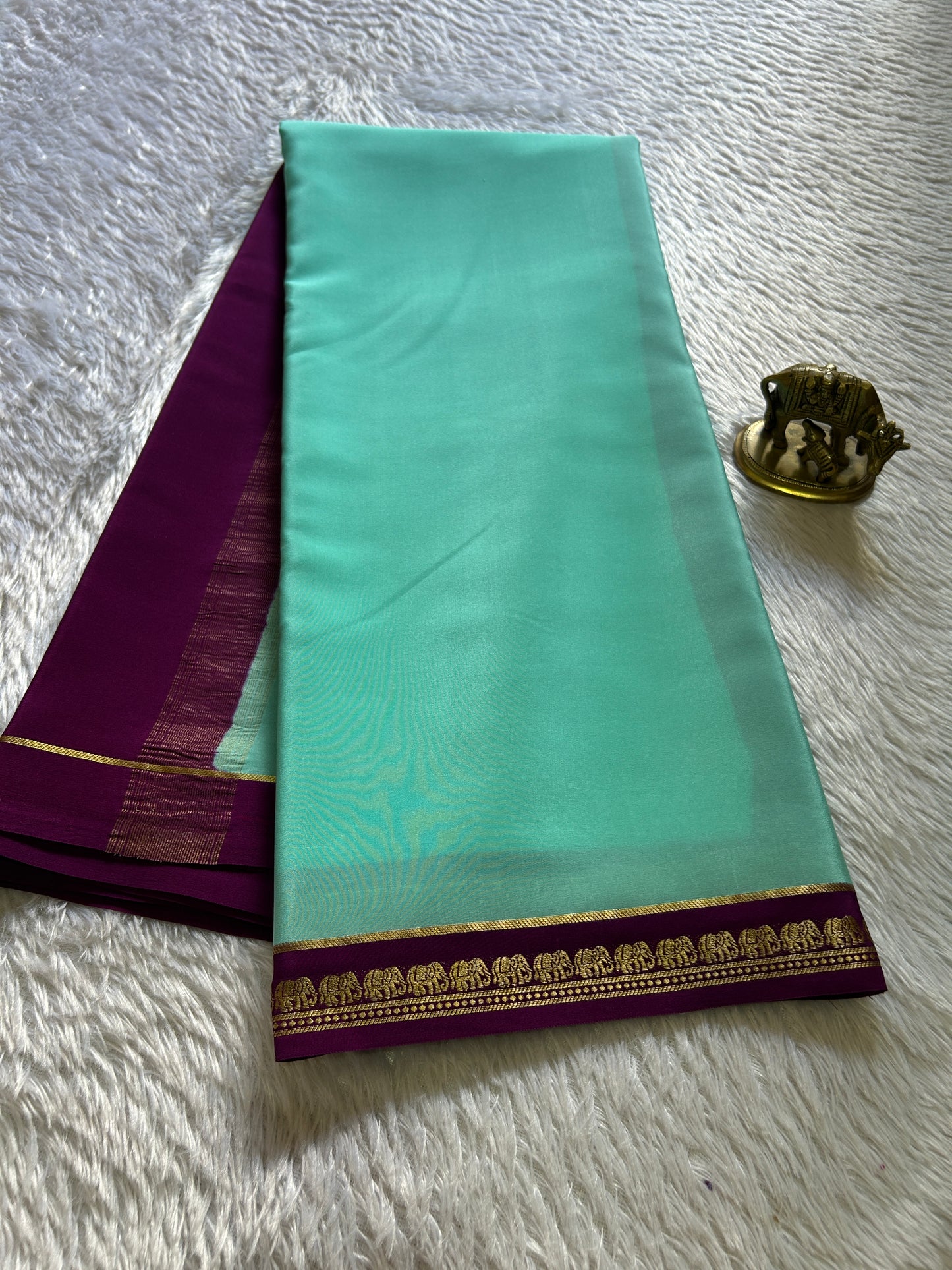 Gamani (2D) : Sea green-dark magenta