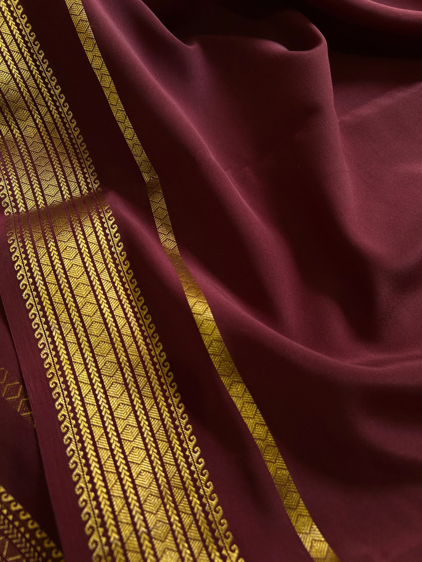 Vanaja : Solid Chocolate brown