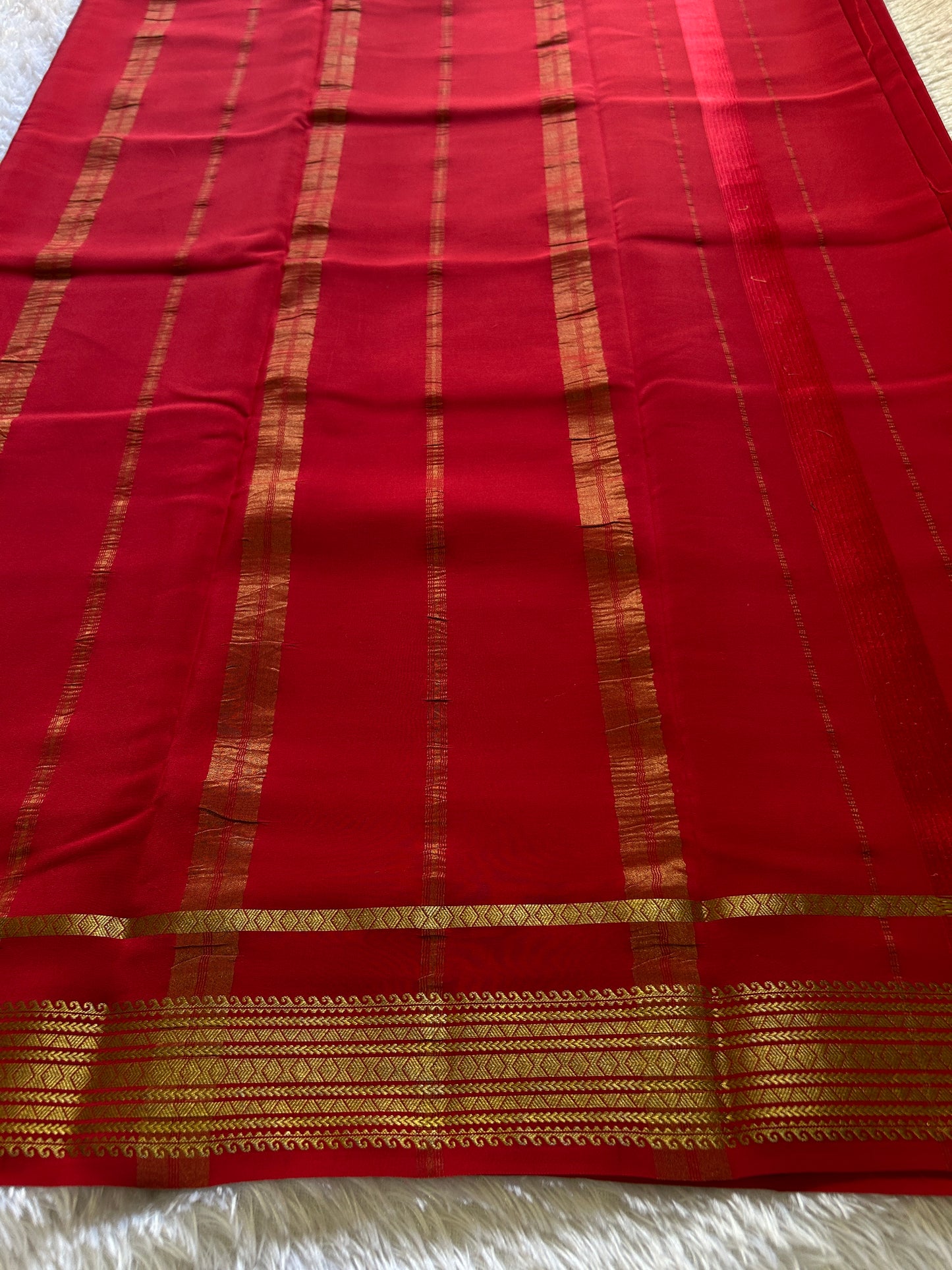 Veera : Solid Red