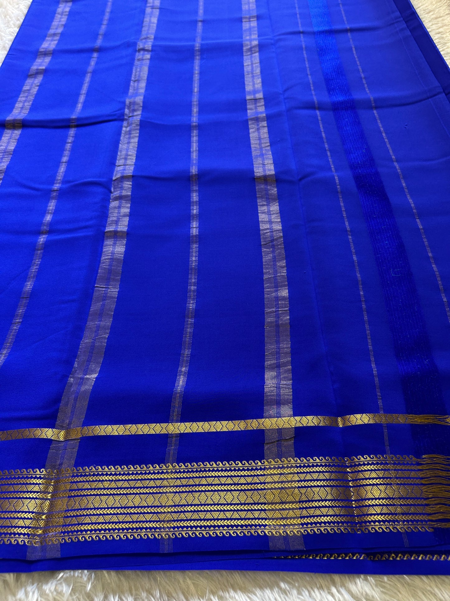 Vanaja : Solid Royal blue