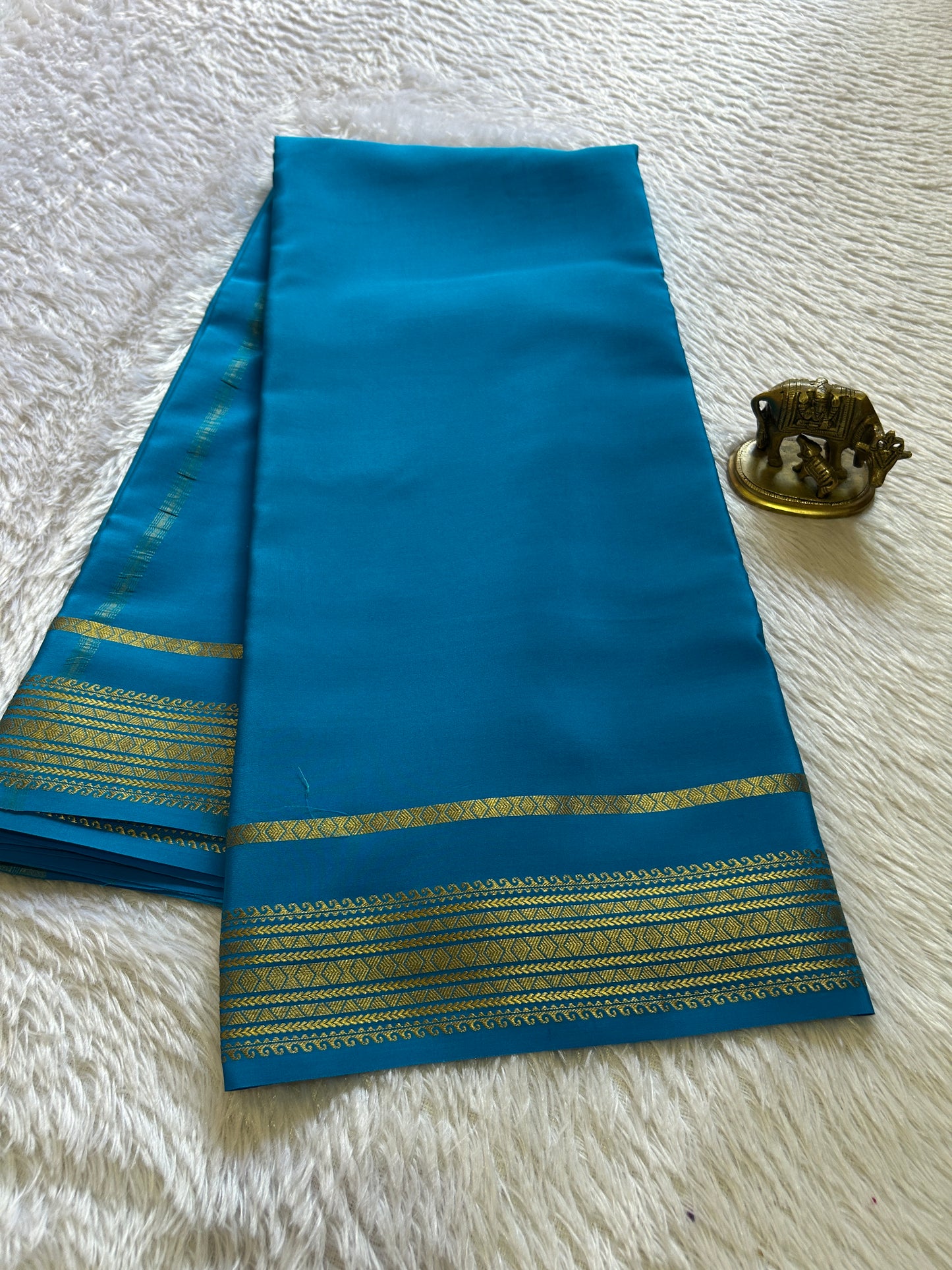 Vanaja : Solid Ananda blue