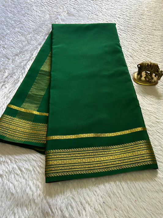 Vanaja : Solid Bottle green