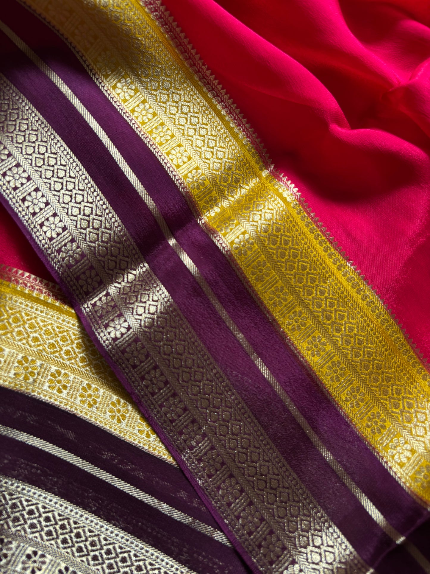SS107 (3D) : Pink-mustard-wine
