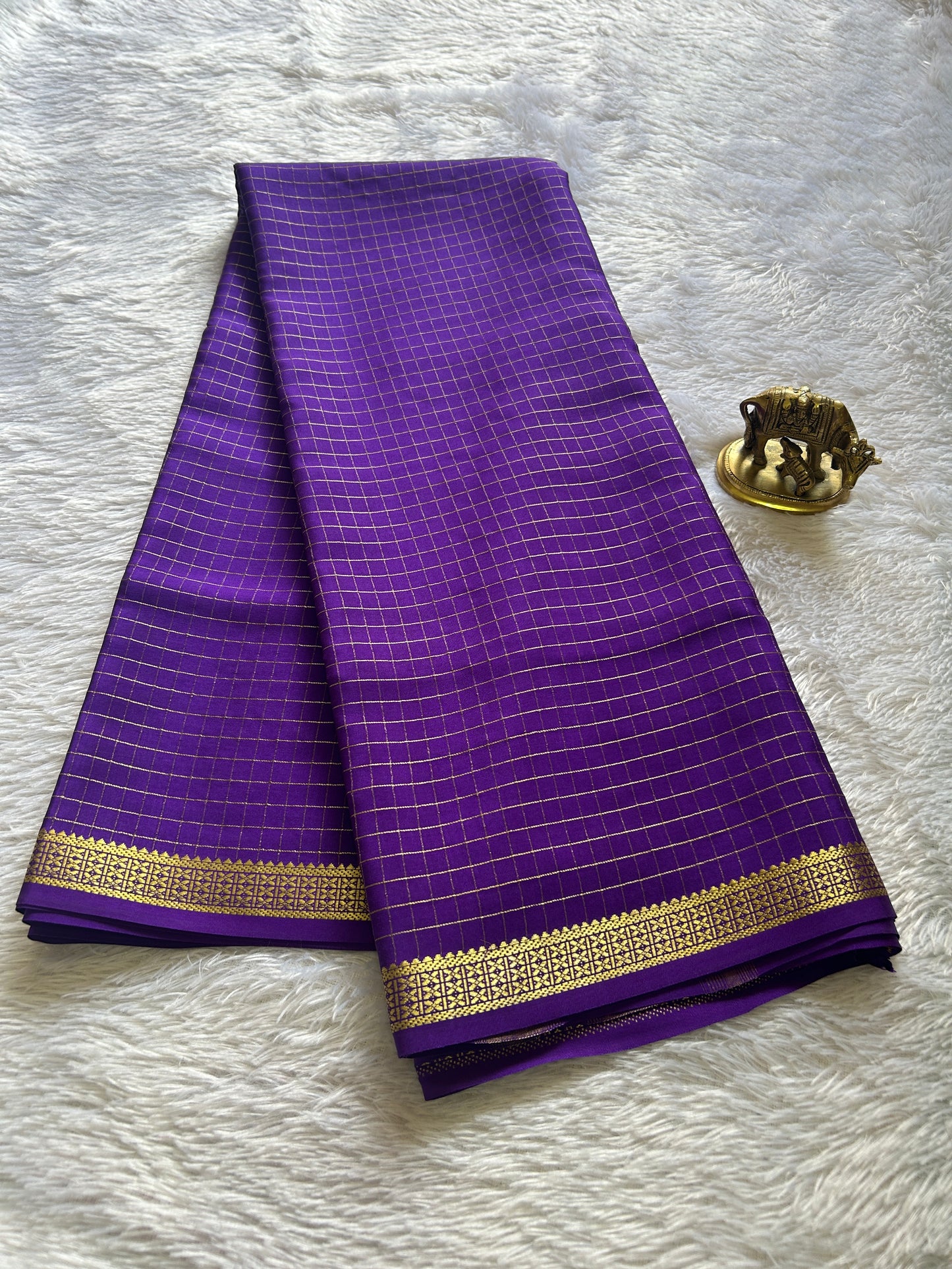 Pavani : Solid Violet