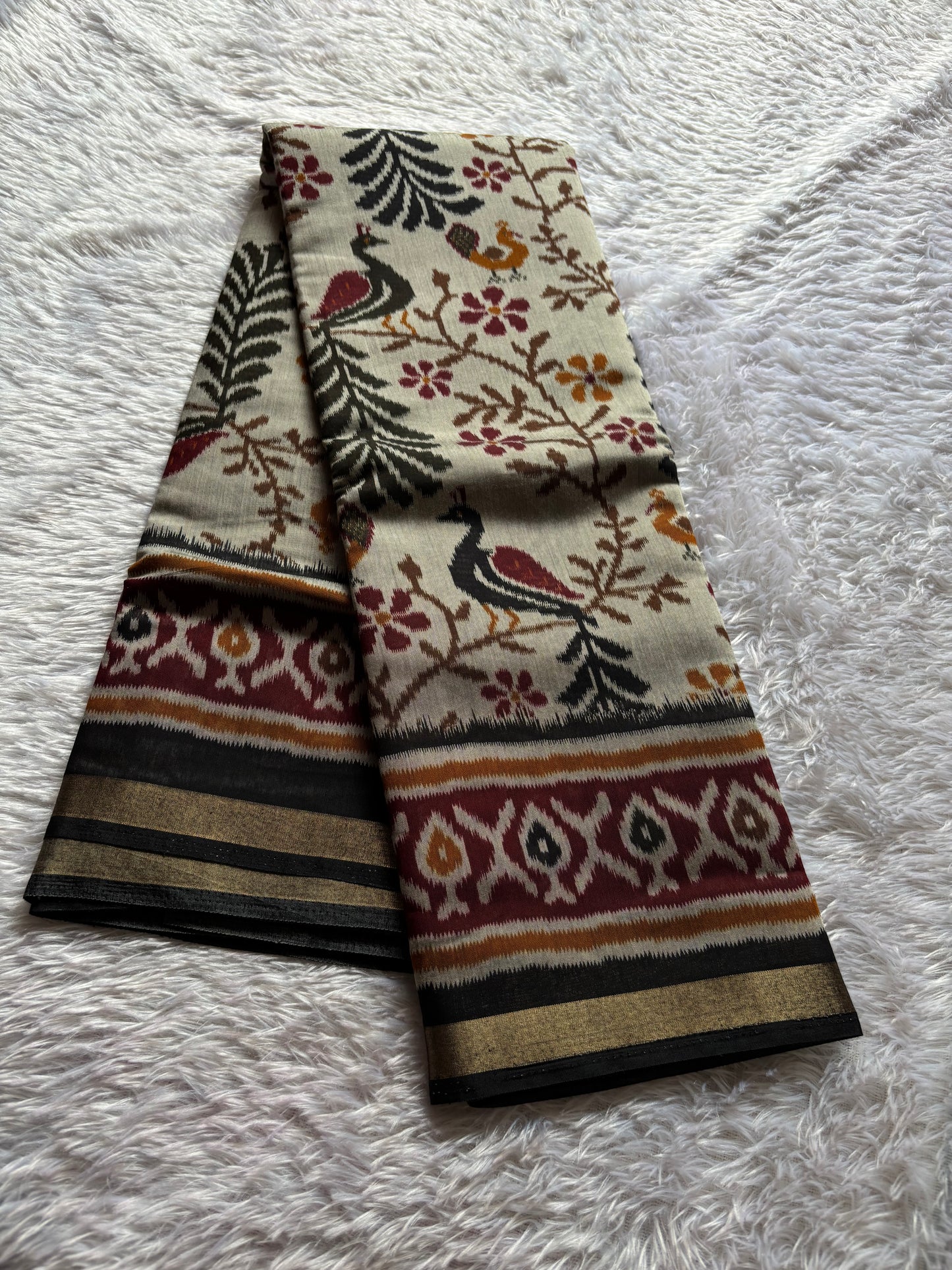 SS112 : Printed Off white-maroon