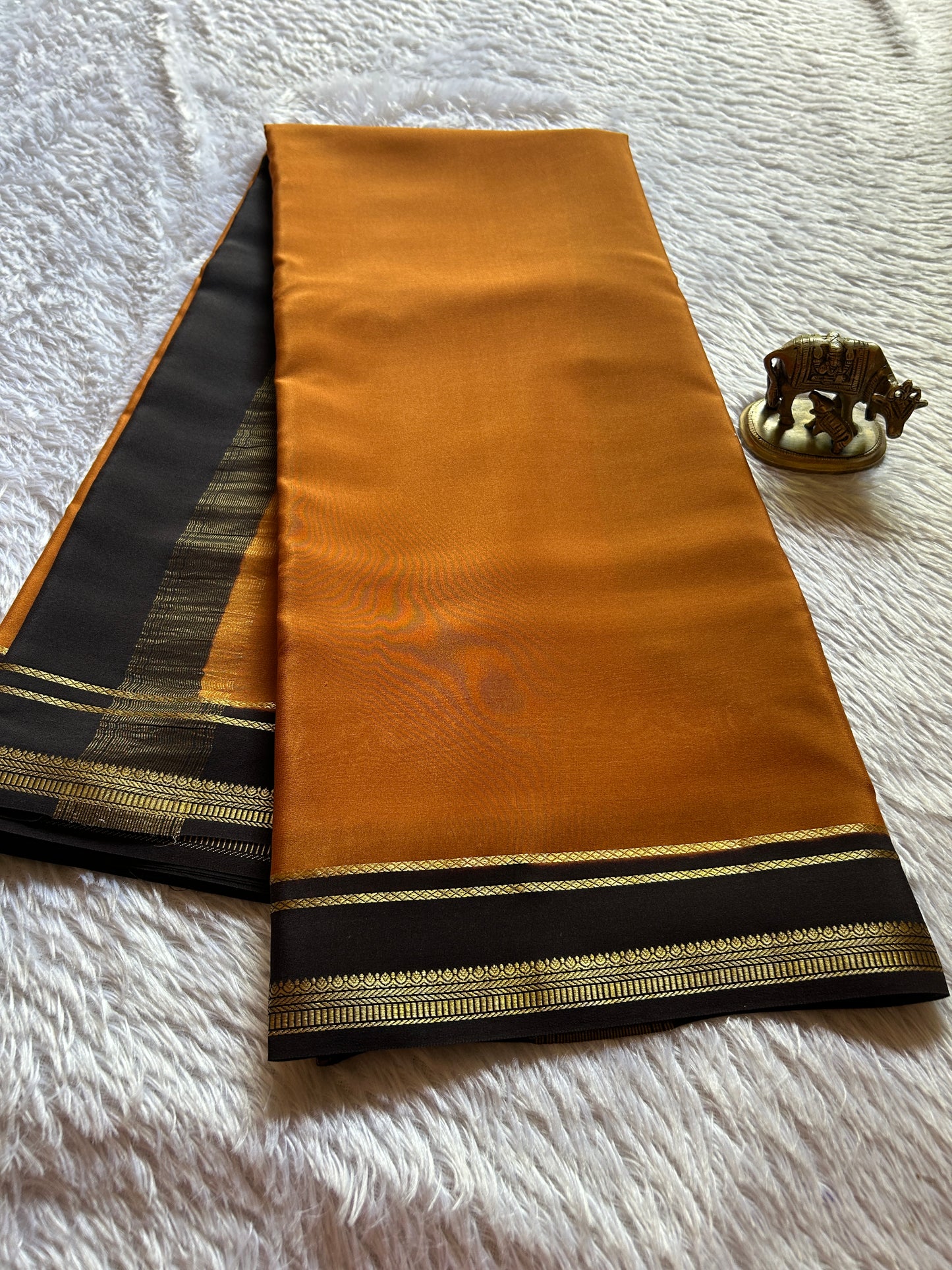 Sumathi (2D) : Burnt orange-black