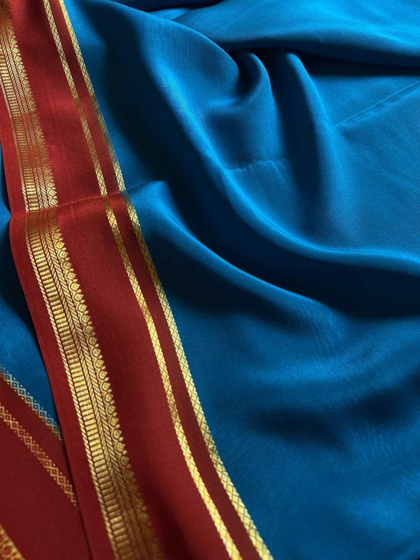 Sumathi (2D) : Peacock blue-maroon