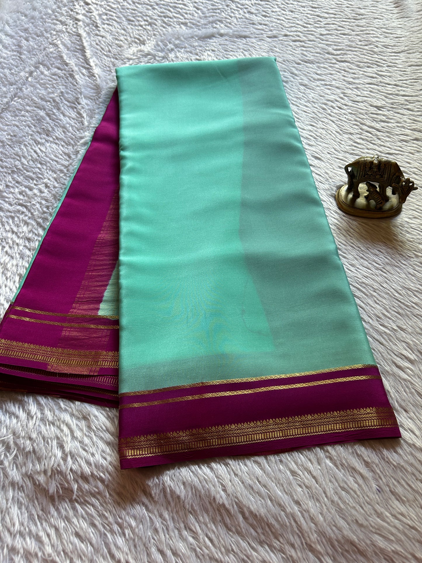 Sumathi (2D) : Sea green-magenta