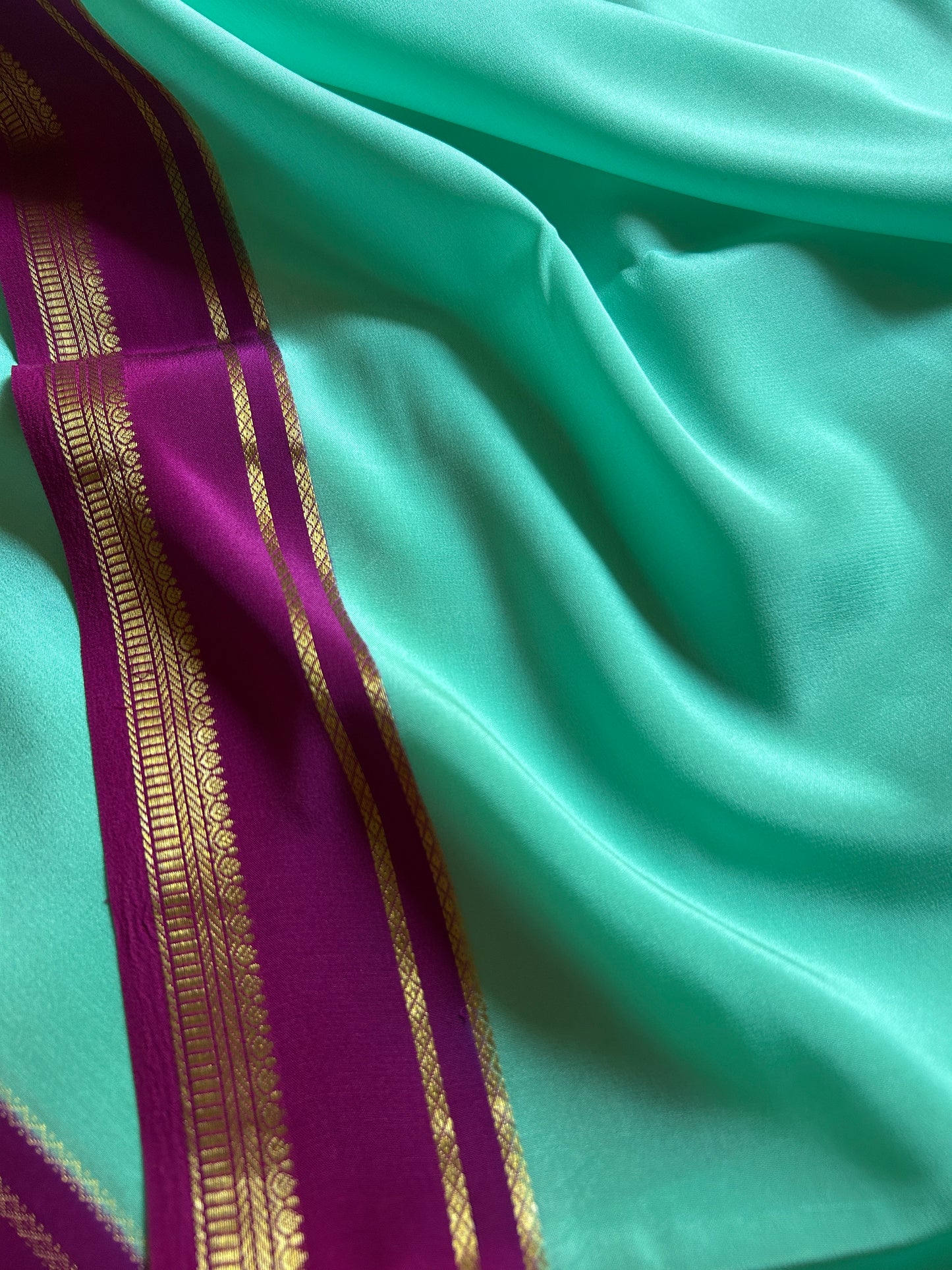 Sumathi (2D) : Sea green-magenta