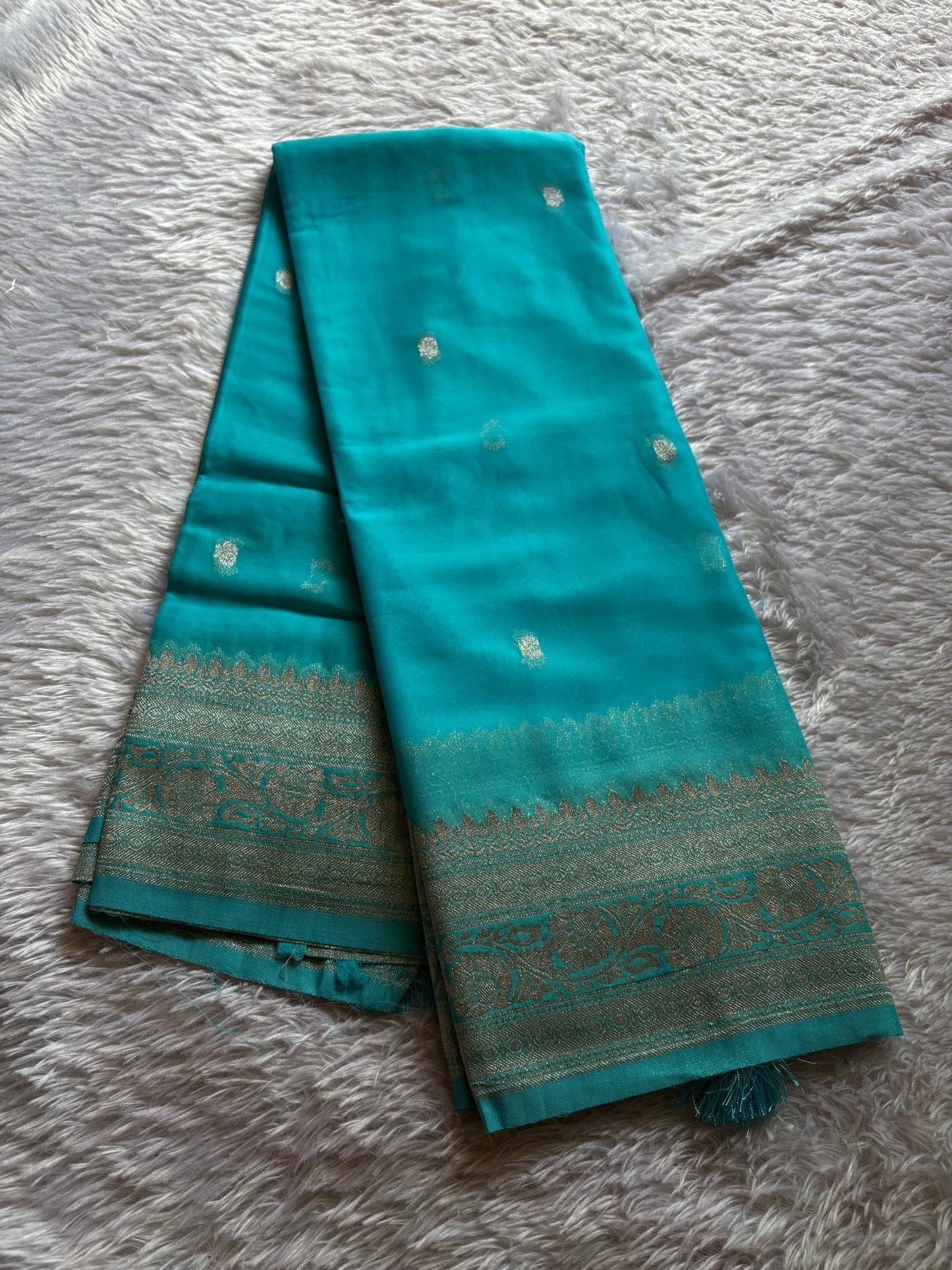 SS115 : Solid Aqua blue