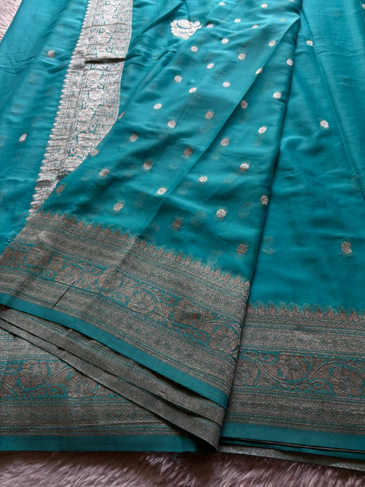 SS115 : Solid Aqua blue