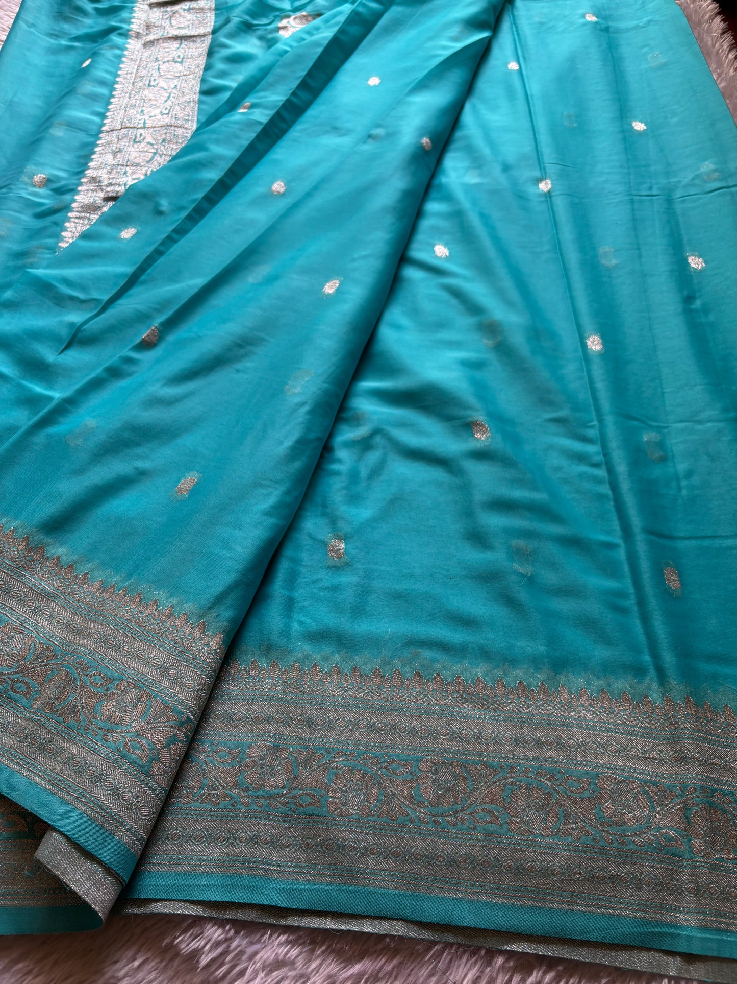 SS115 : Solid Aqua blue