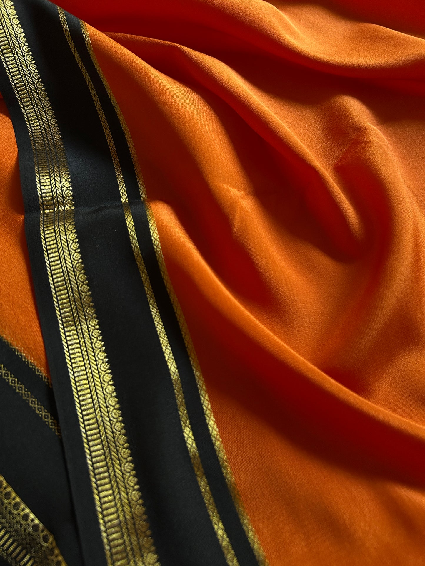 Sumathi (2D) : Rust orange-black
