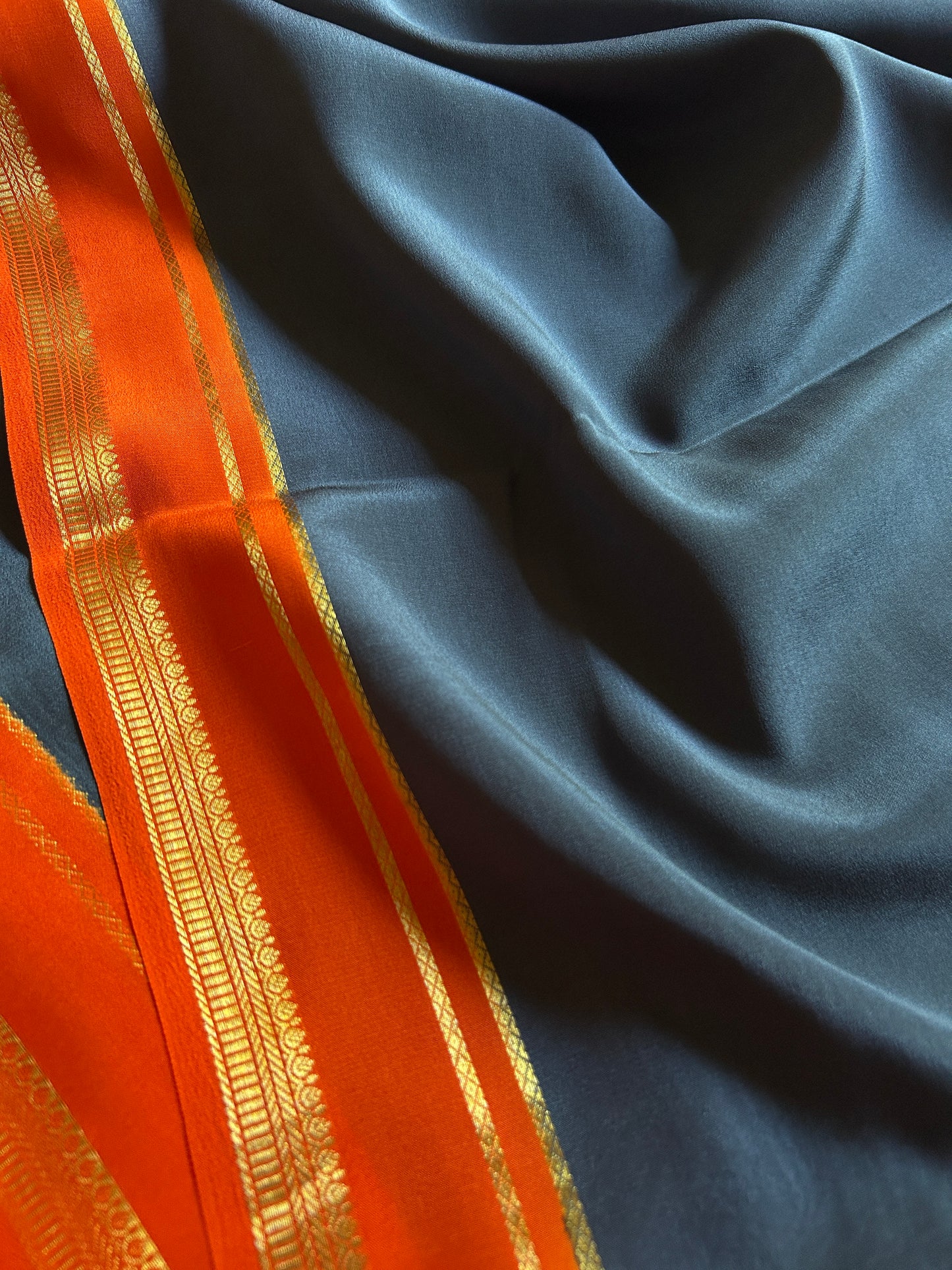 Sumathi (2D) : Slate grey-orange
