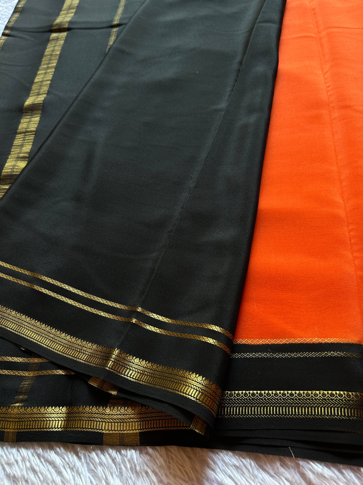 Sumathi (2D) : Orange-black