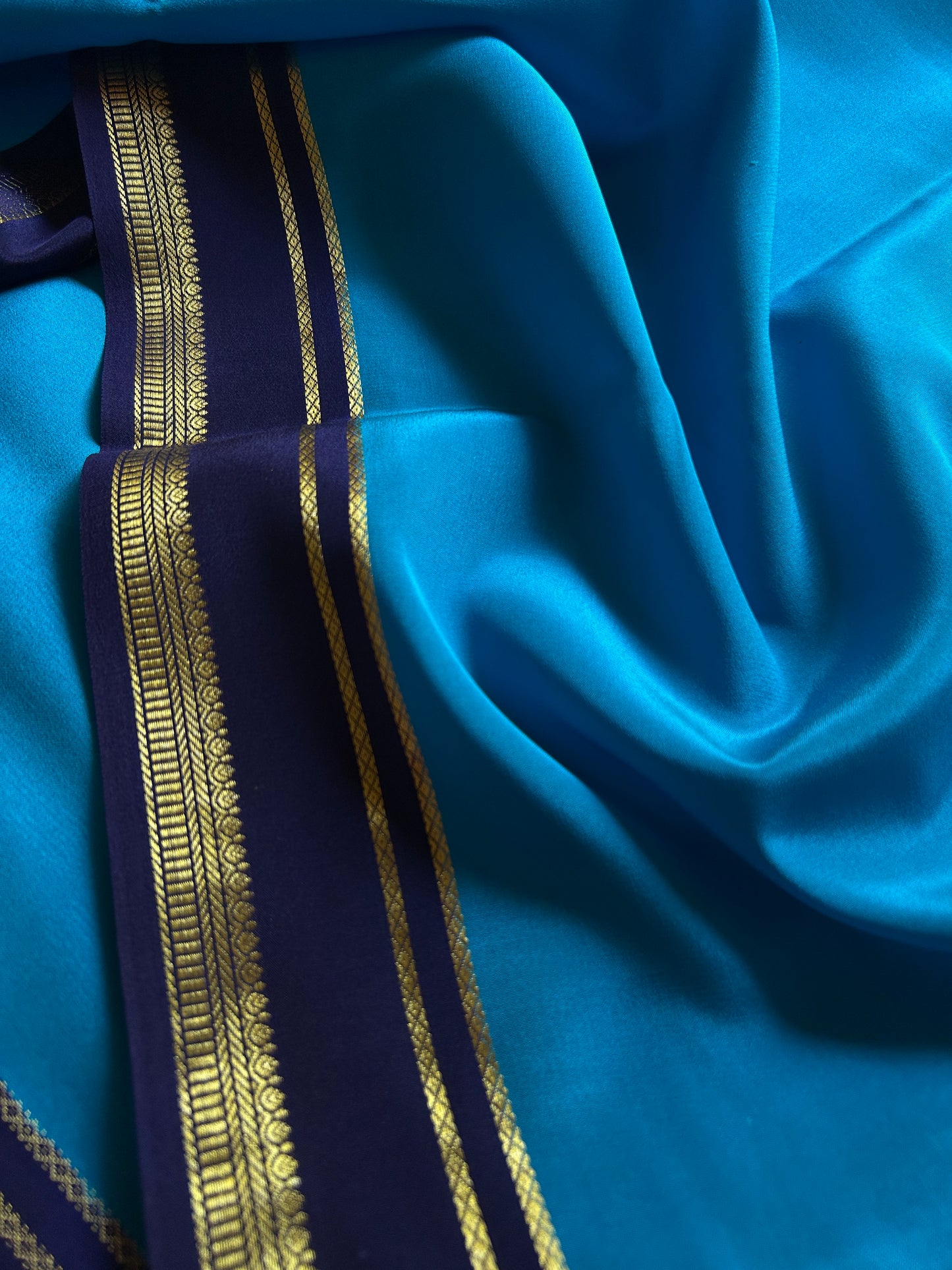 Sumathi (2D) : Ananda blue-navy blue