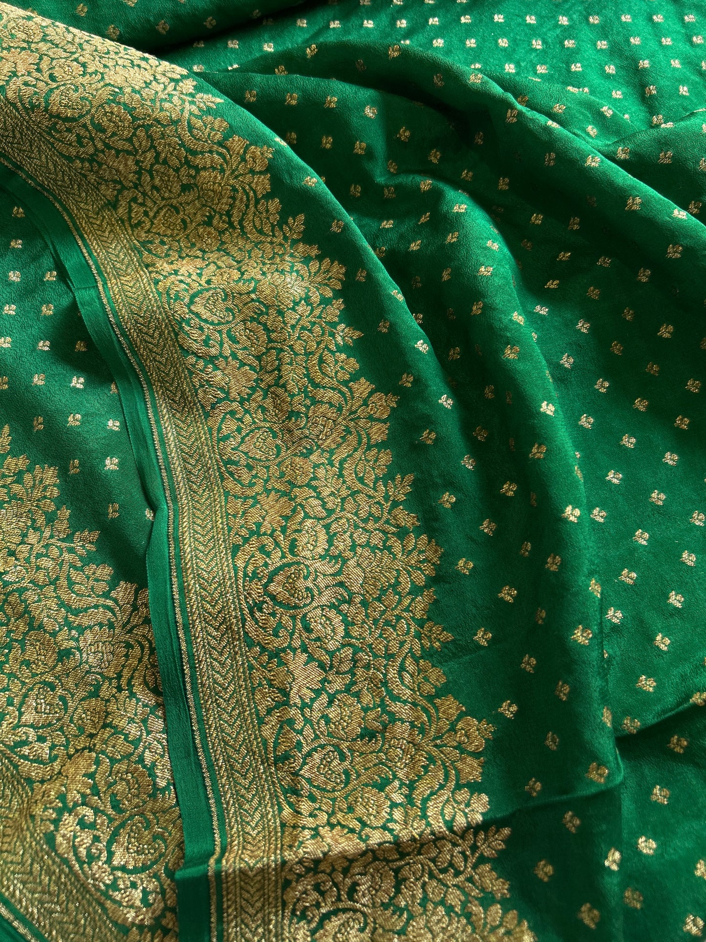 Mahiya : Solid Bottle green