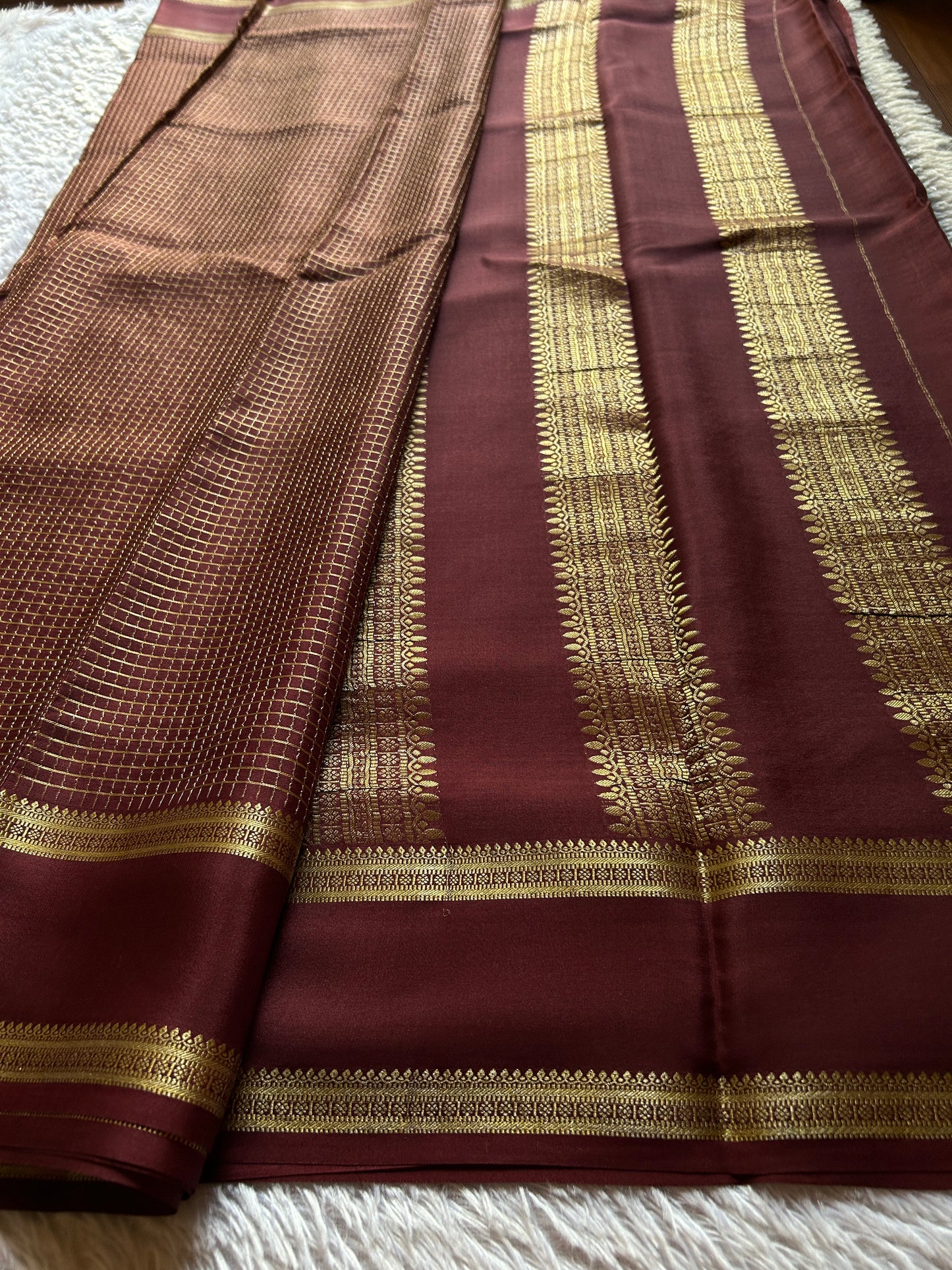 Himani : Solid Chocolate brown