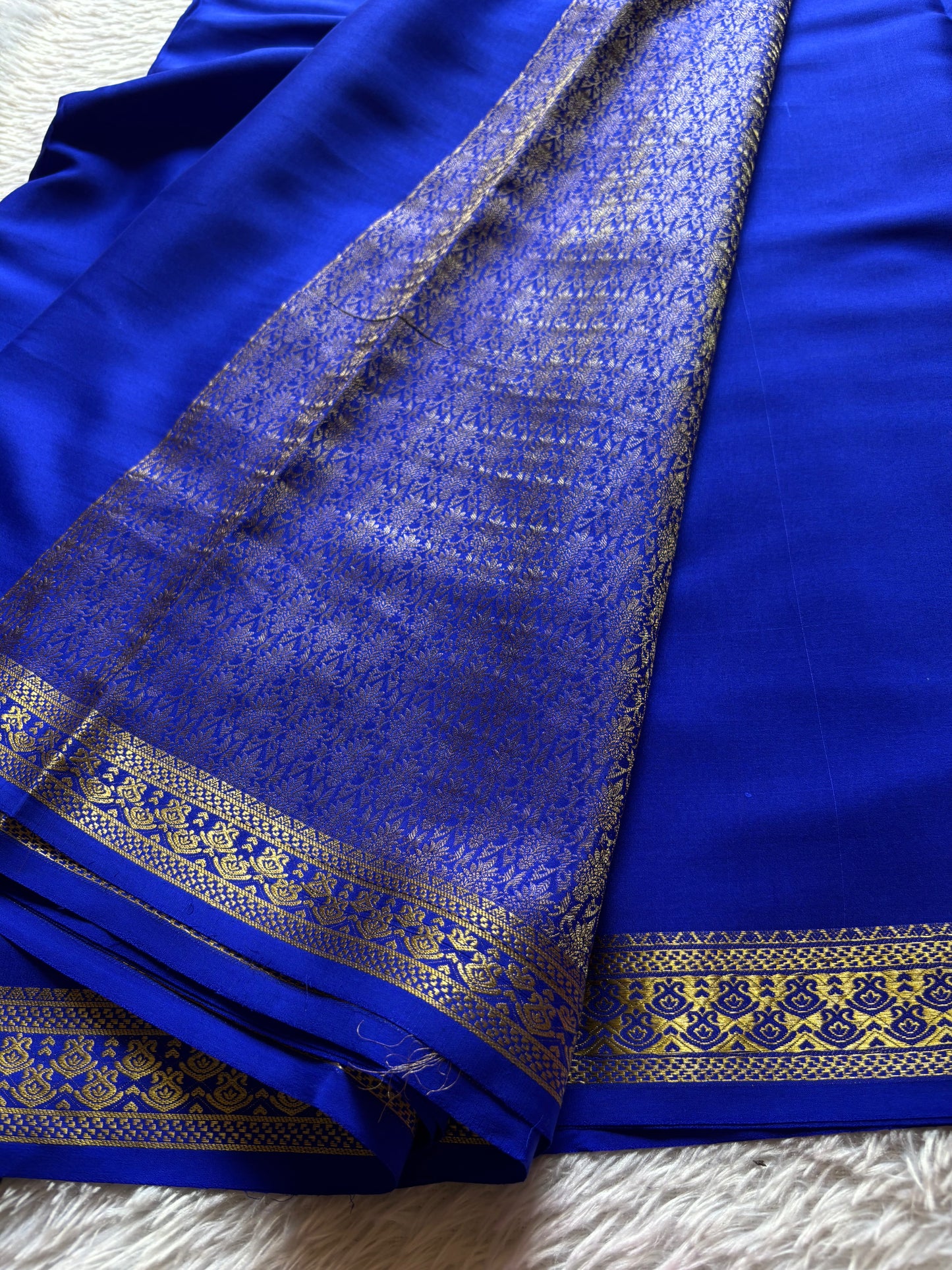 Shilpa : Solid Royal blue