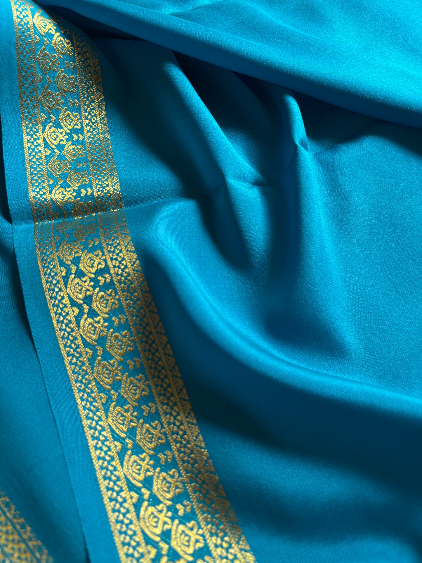 Shilpa : Solid Ananda blue