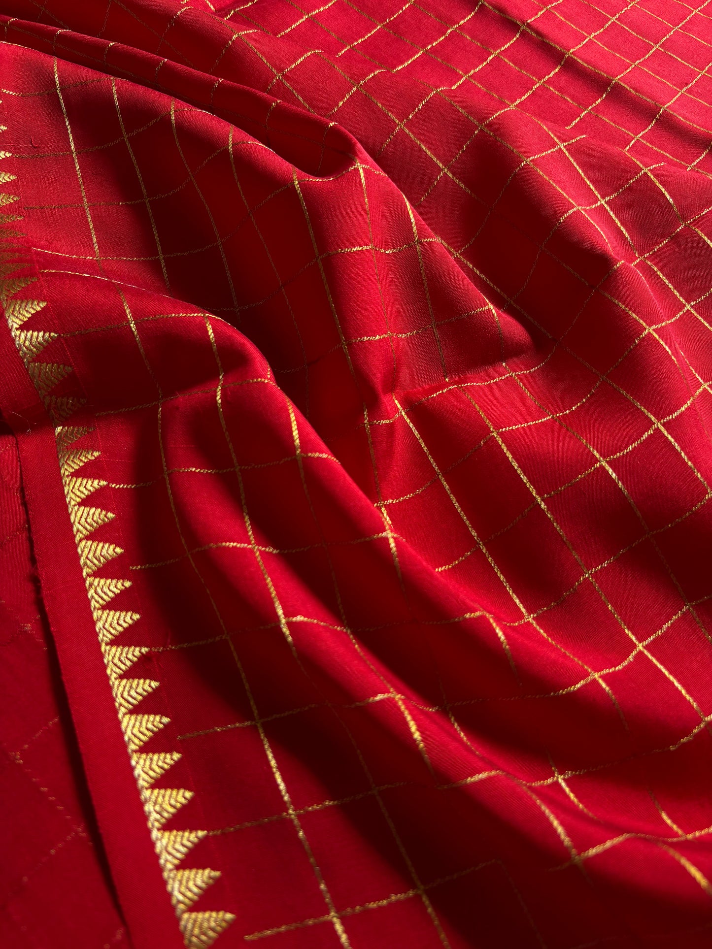 Malavika : Solid Red